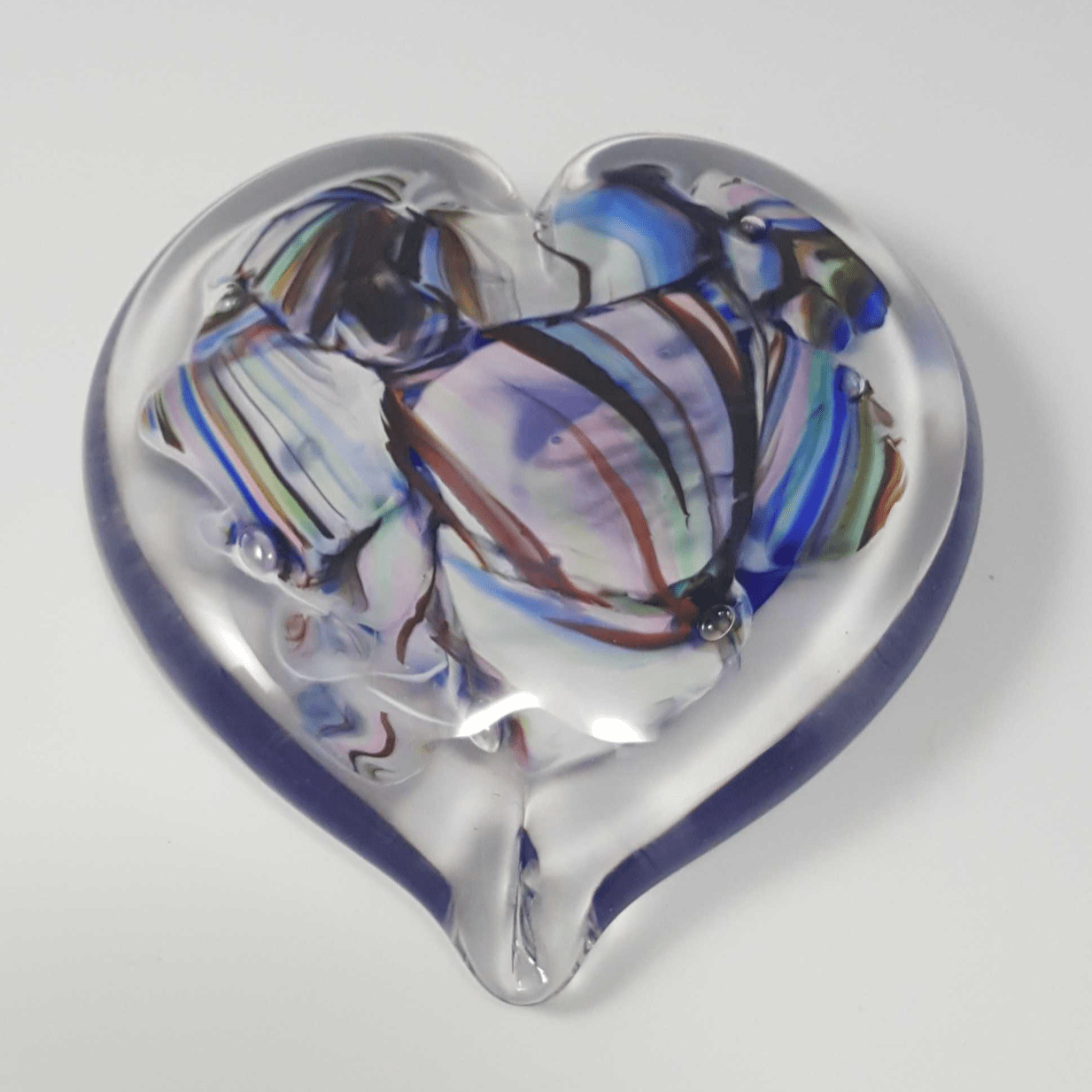 Smash Glass Heart Paperweight by Rosetree Glass Studio、mySite、topwebapps