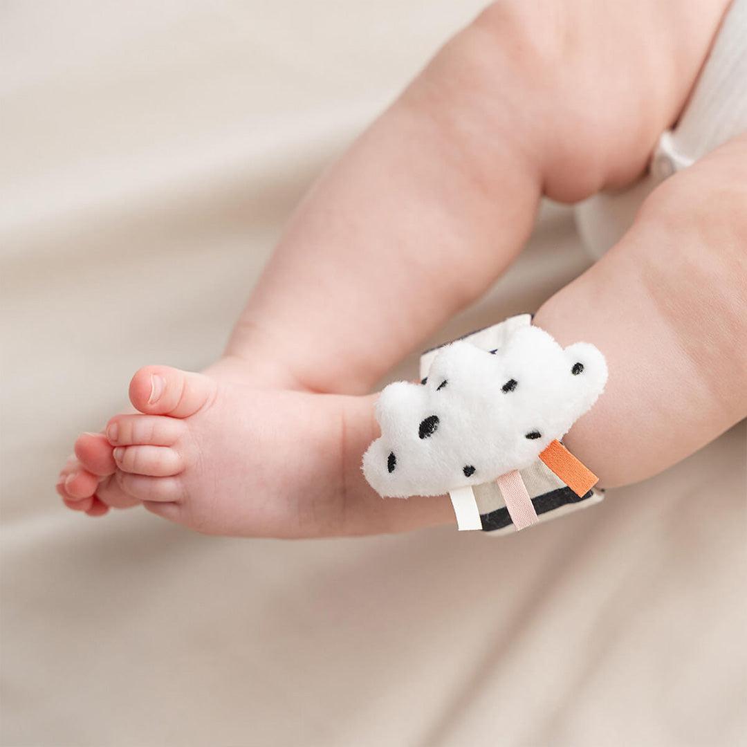  Done by Deer Wrist Rattle Set - 2 Pack - Powder - Happy Clouds、mySite、merchandisen