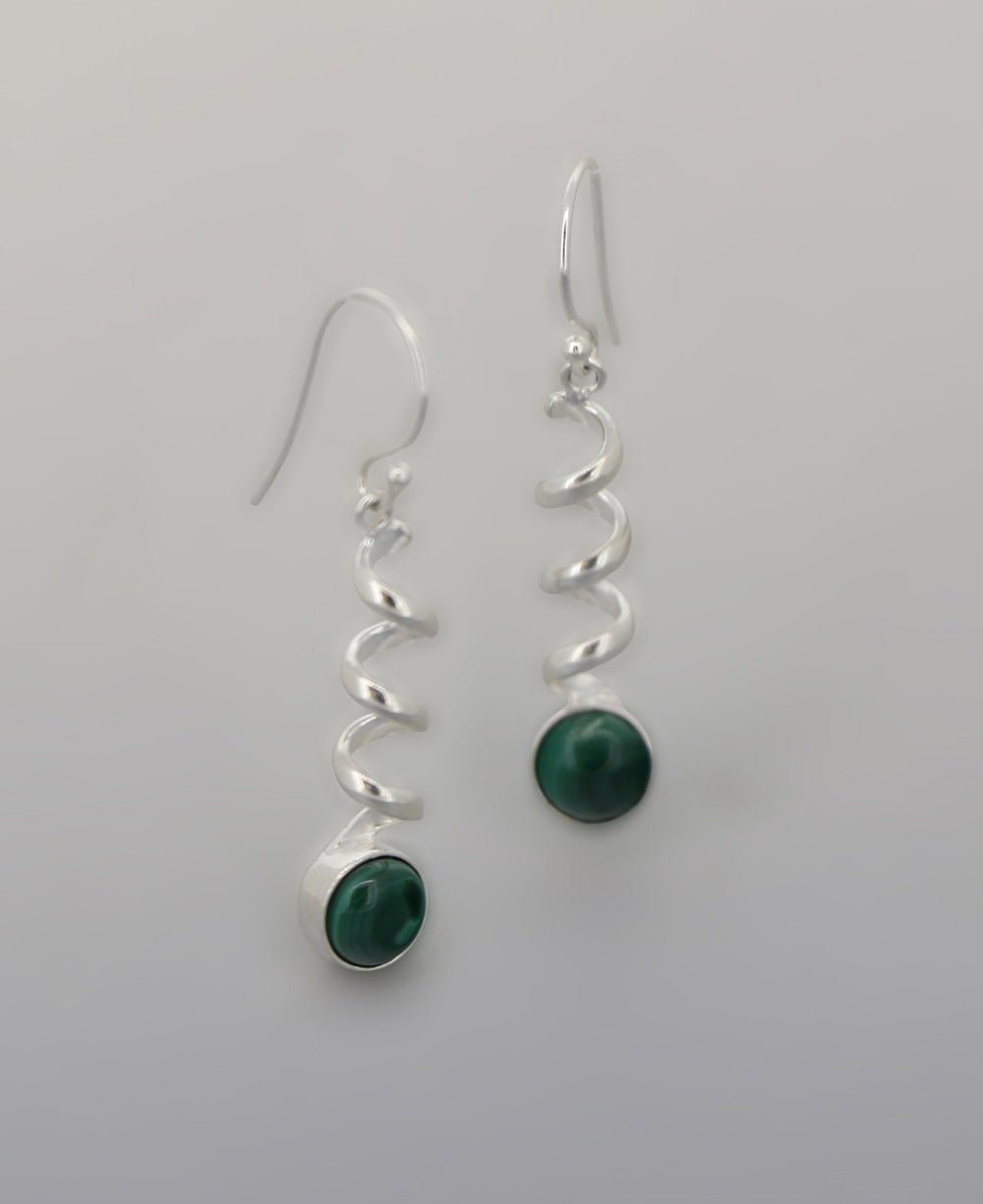 Sterling Silver and Malachite Spiral Earrings、mySite、topwebapps