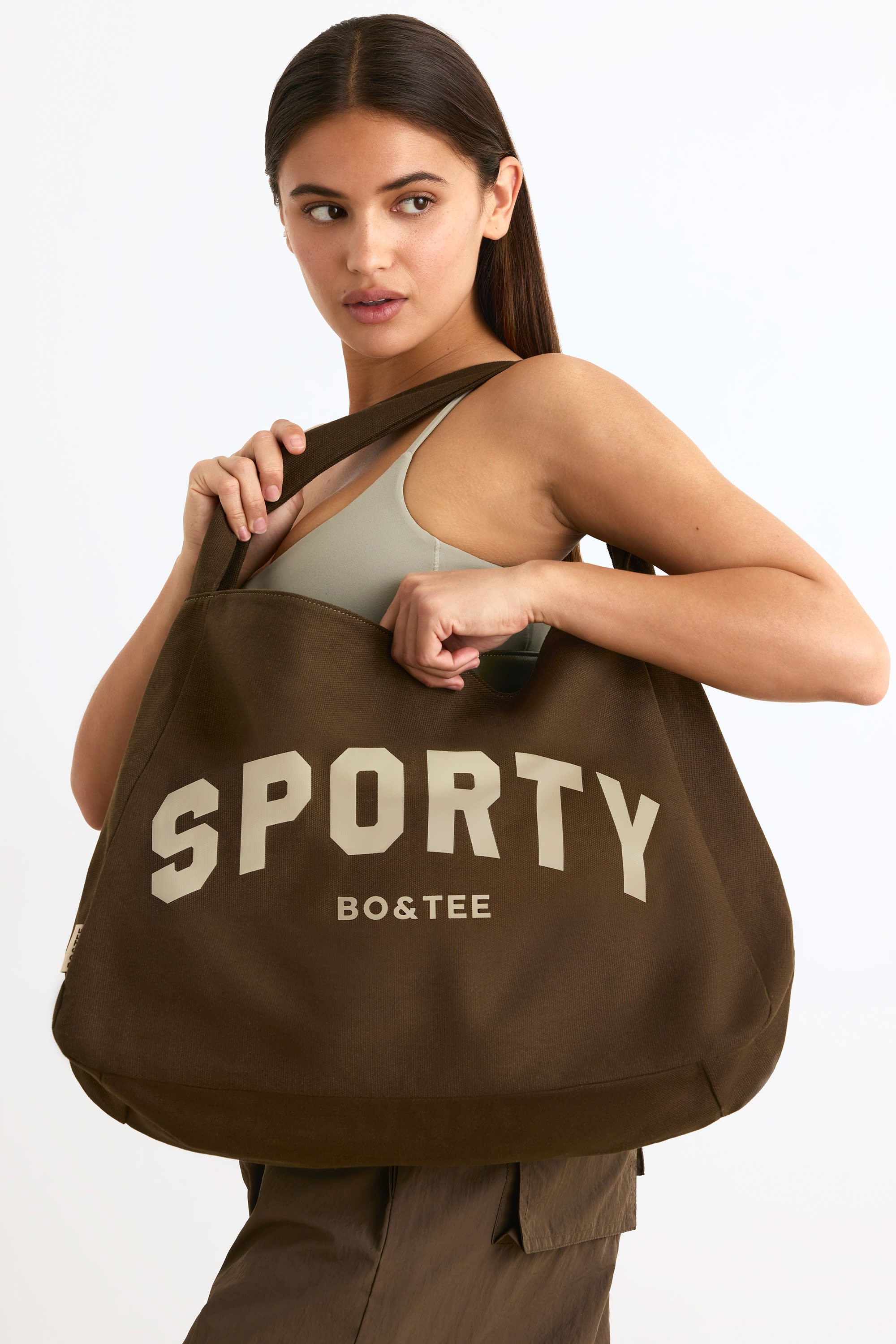 Sporty Oversized Tote Bag in Espresso、mySite、solidvoid