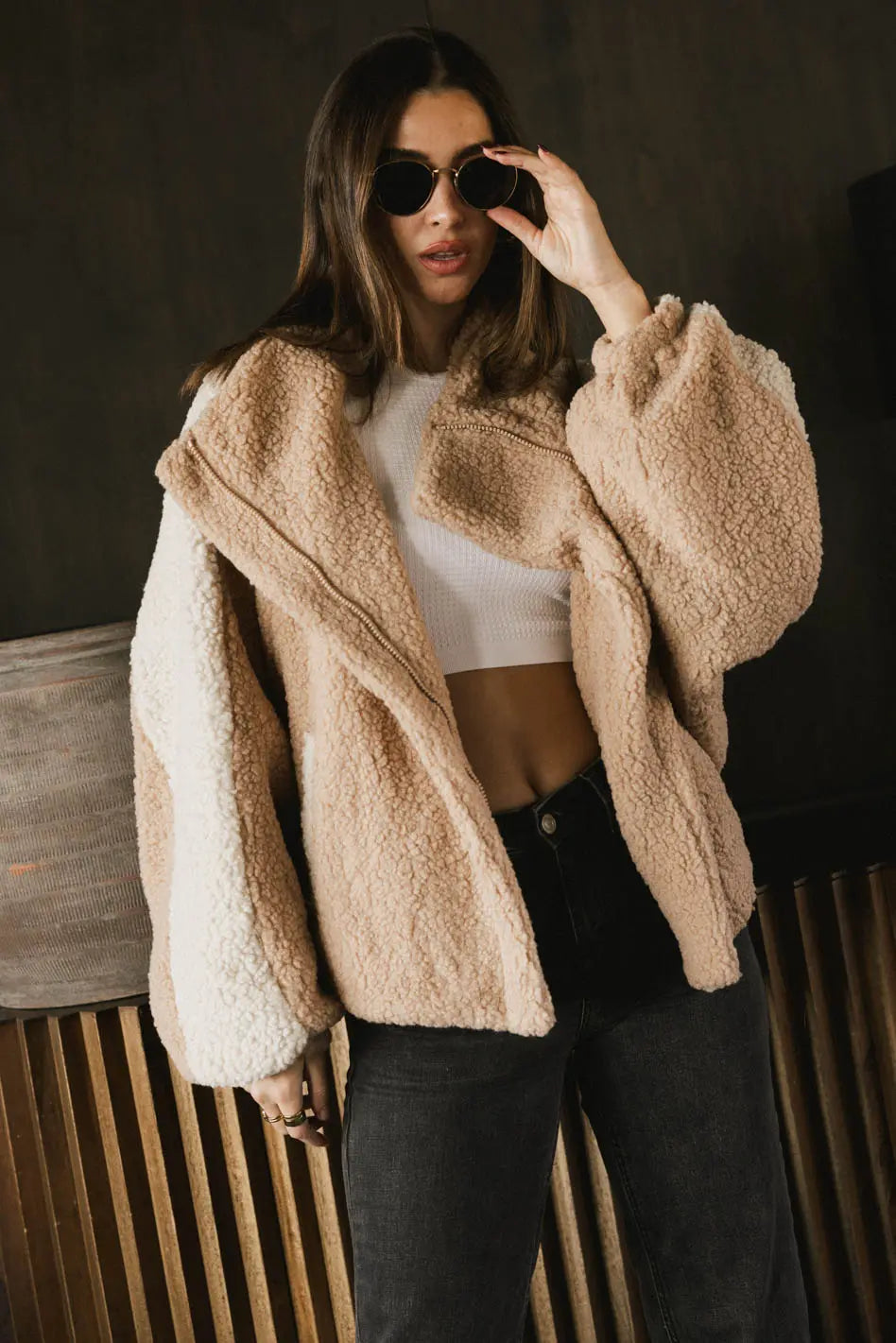 {product_title} - {shop_name}