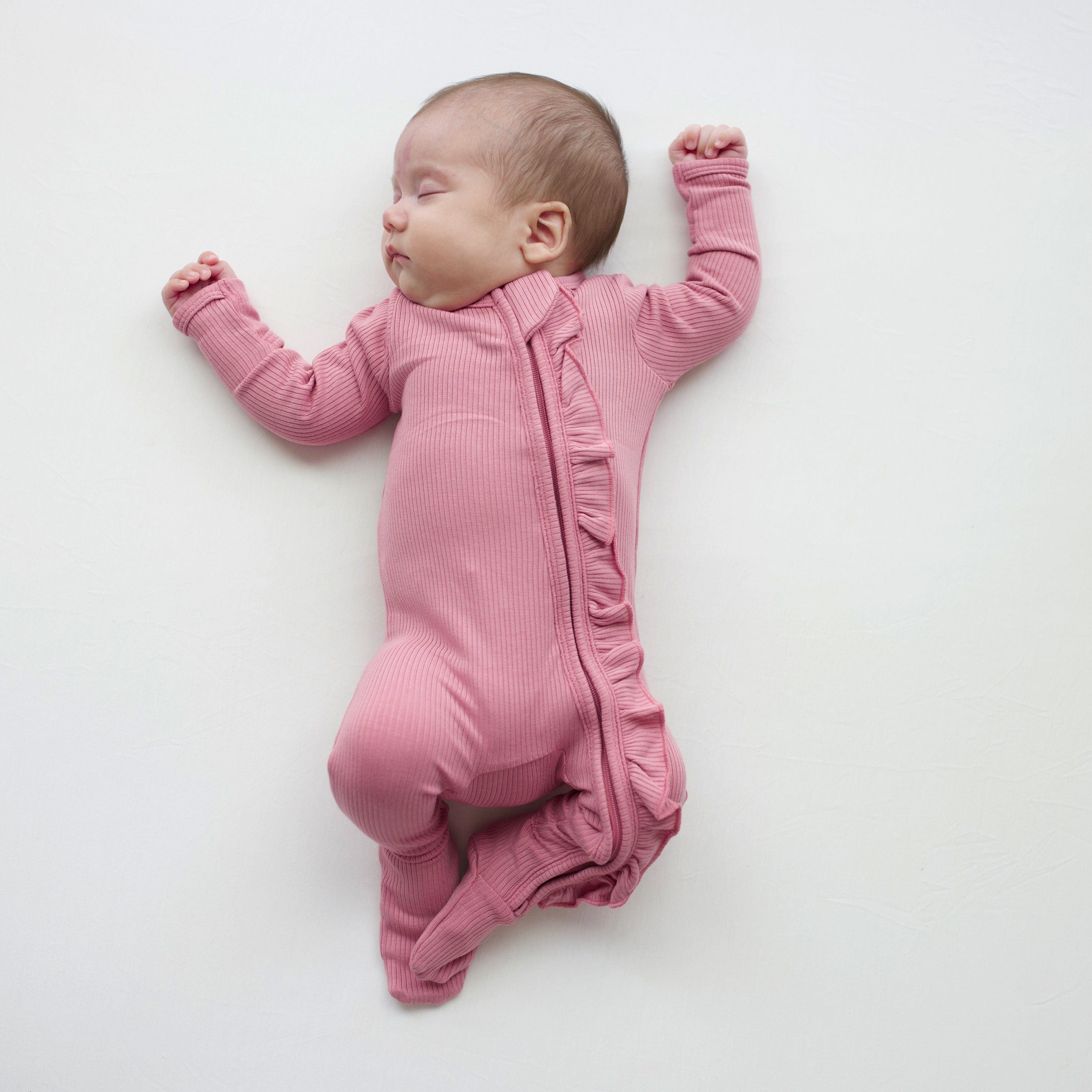  Ribbed Ruffle Zipper Footie in Apple Blossom、mySite、layawaytickets