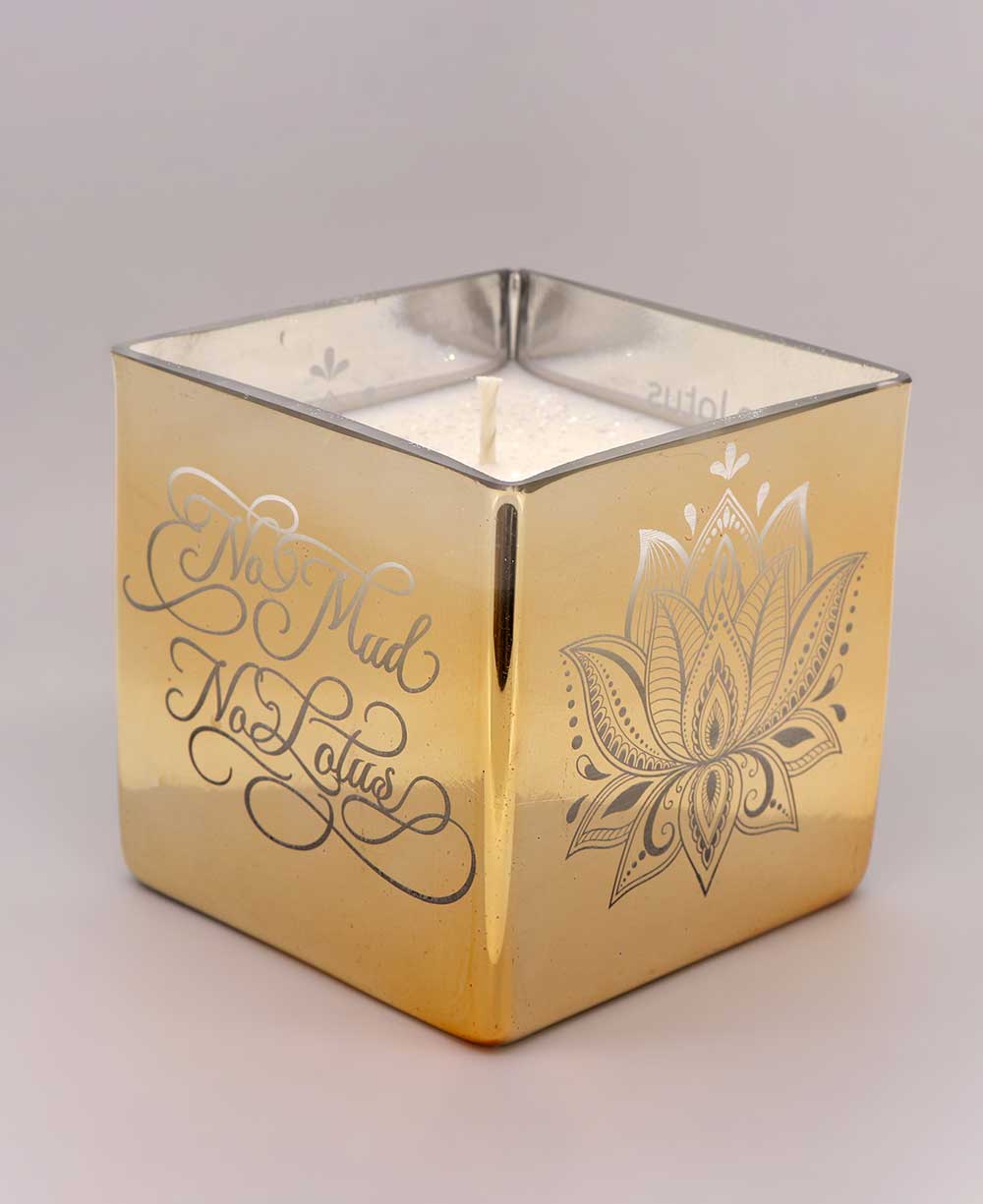 Golden Lotus Scented Candle in Etched Glass Vase、mySite、topwebapps
