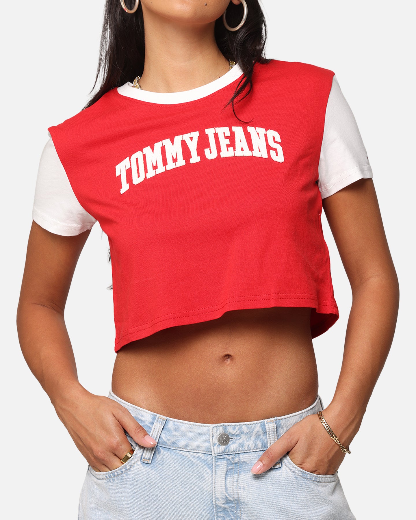Tommy Jeans Women's Regular Crop Varsity T-Shirt Red Hot、mySite、zt4zffjzw