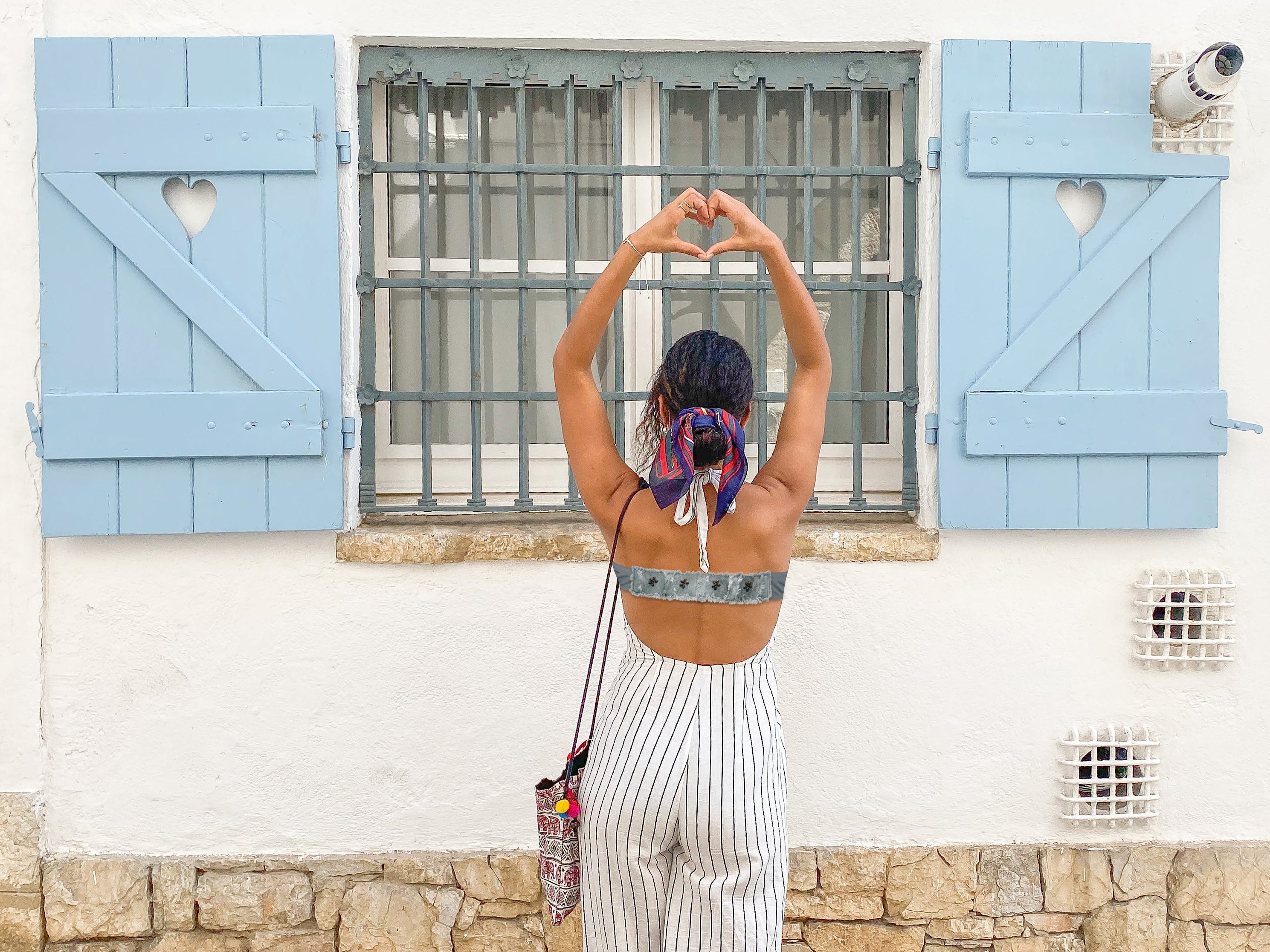  Blue Linen Bra Back Cover、mySite、justintrudeaud