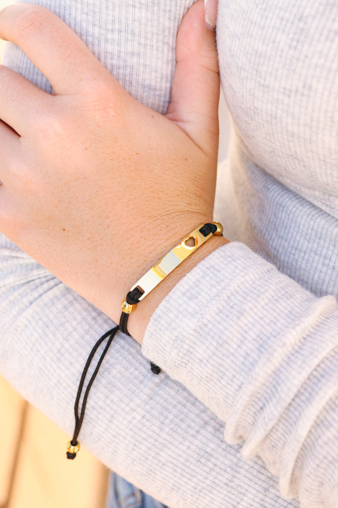 18K Gold PVD Stainless Steel Engravable Cutout Heart Friendship Curved Bar Bracelet / SBB0293、mySite、dreamappss