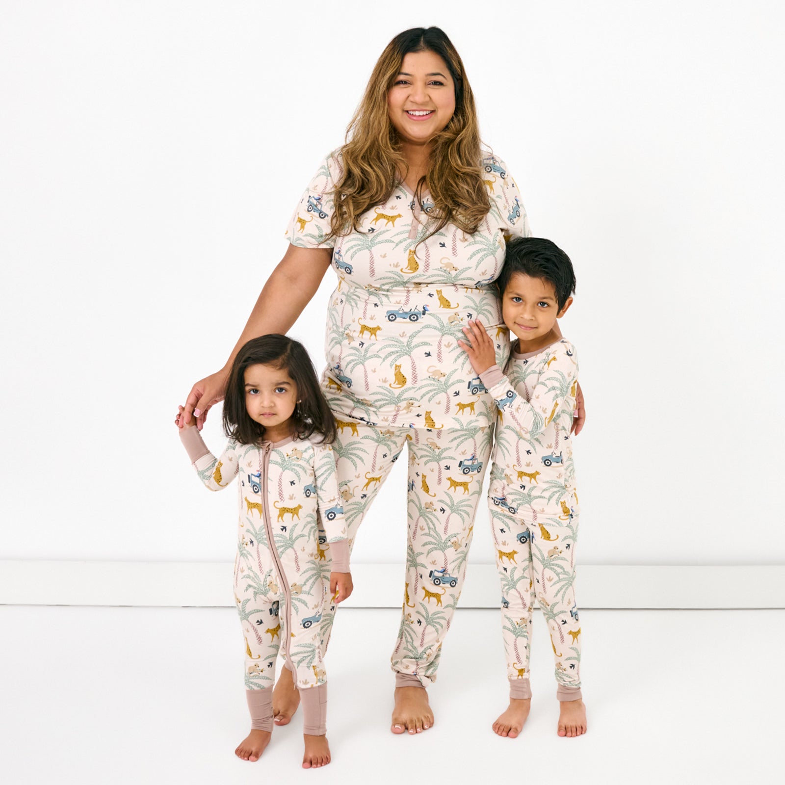  Wild Escape Women's Short Sleeve Pajama Top、mySite、layawaytickets