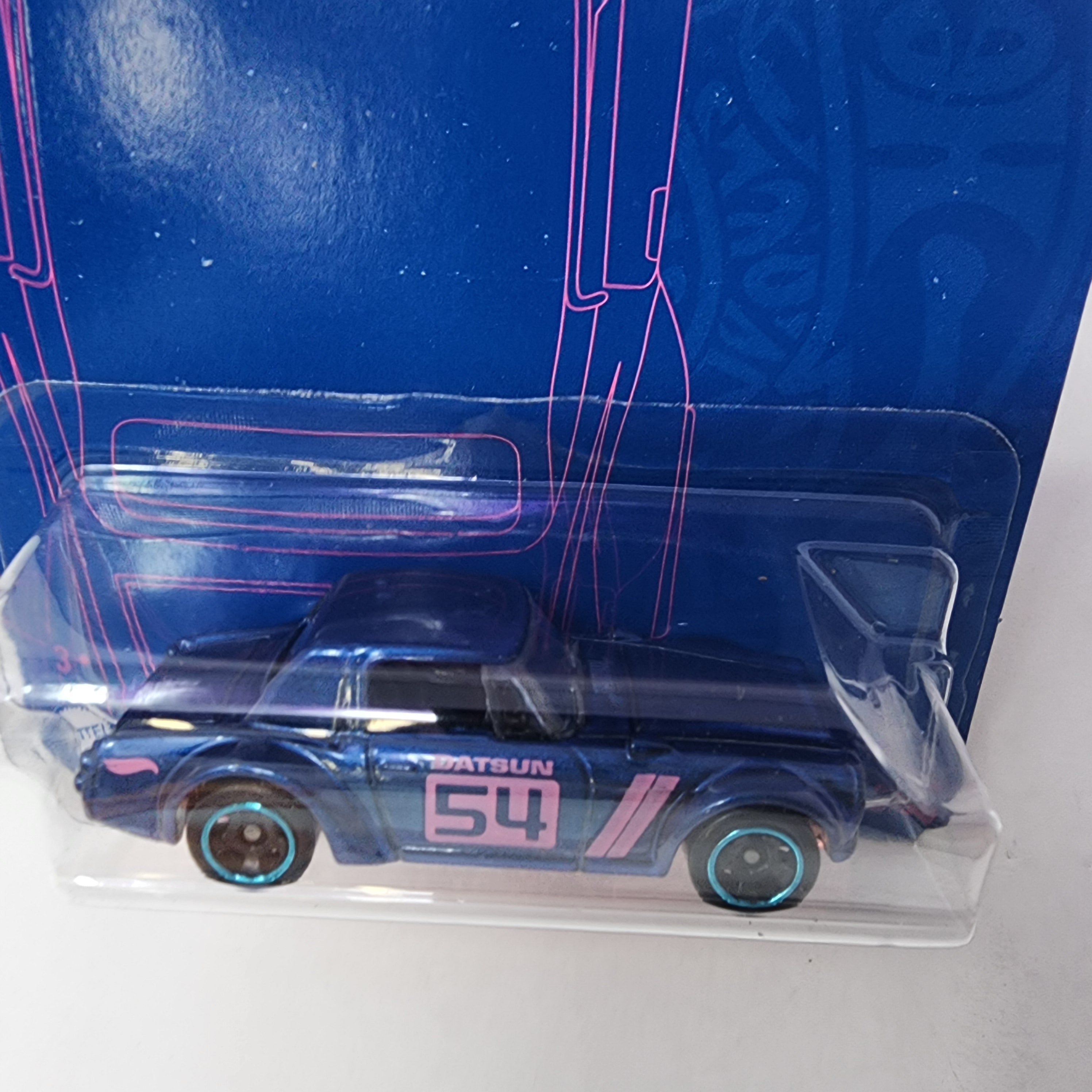Datsun Fairlady 2000 * Hot Wheels Pearl & Chrome 54th Anniversary、mySite、hgirdovlk