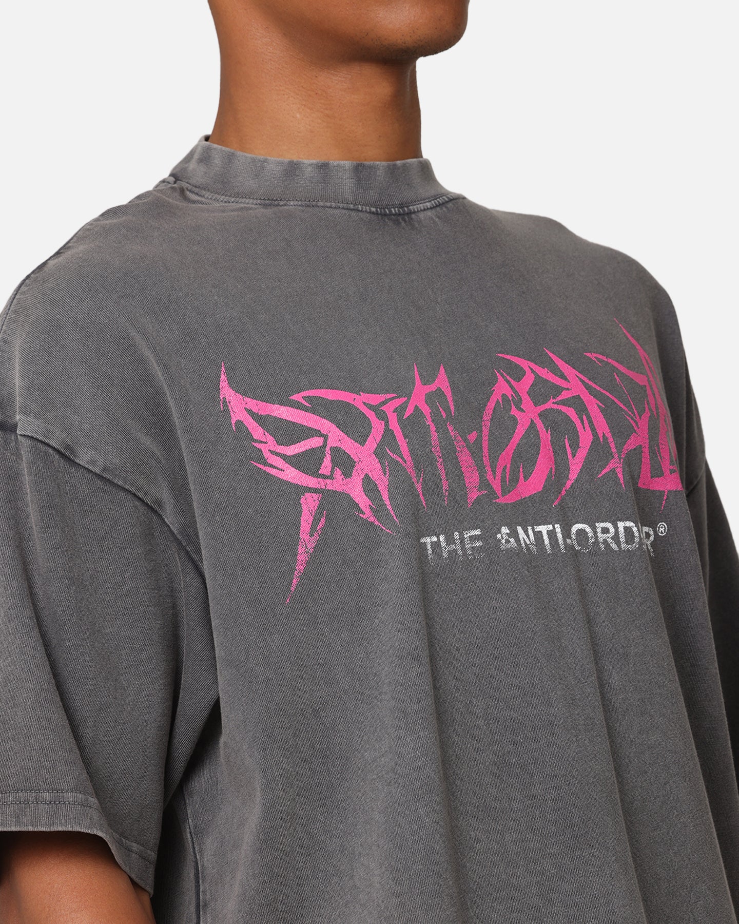 {product_title} - {shop_name}