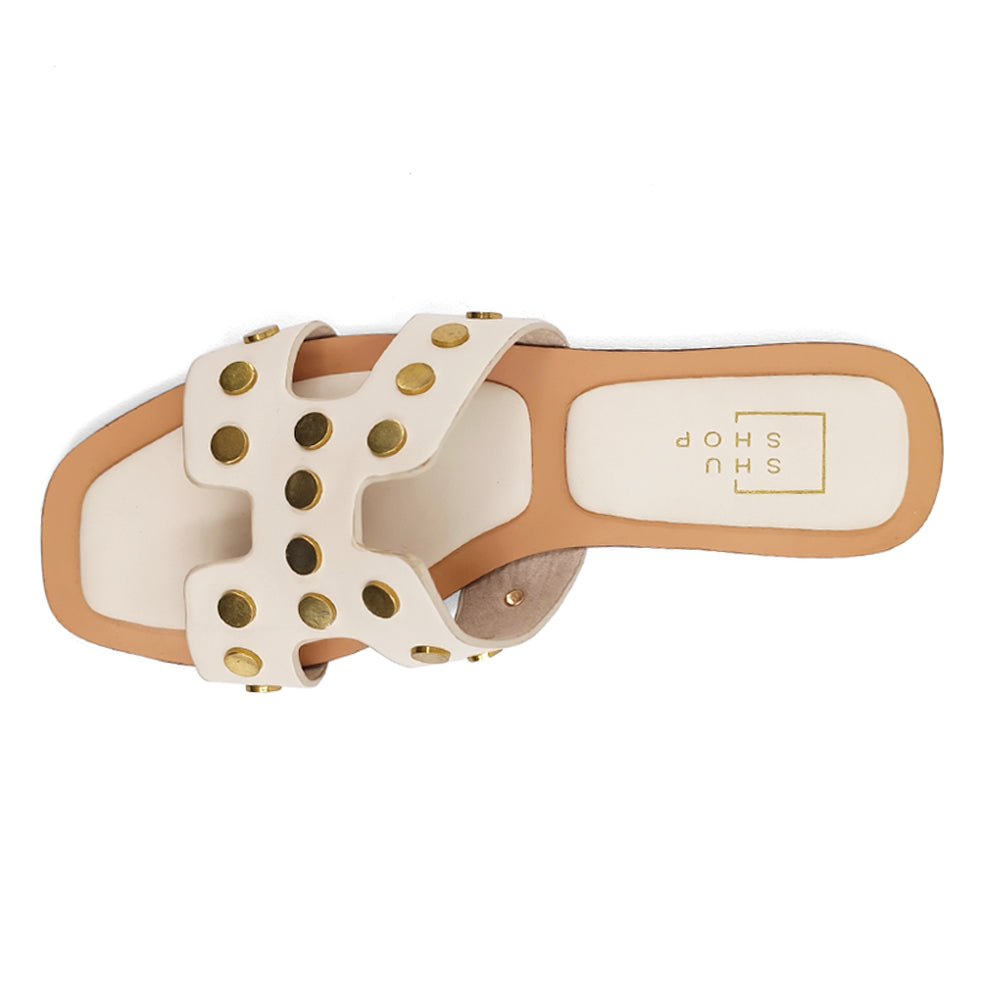 Donatella Studded Flat Sandals、mySite、gtrtttuynbv