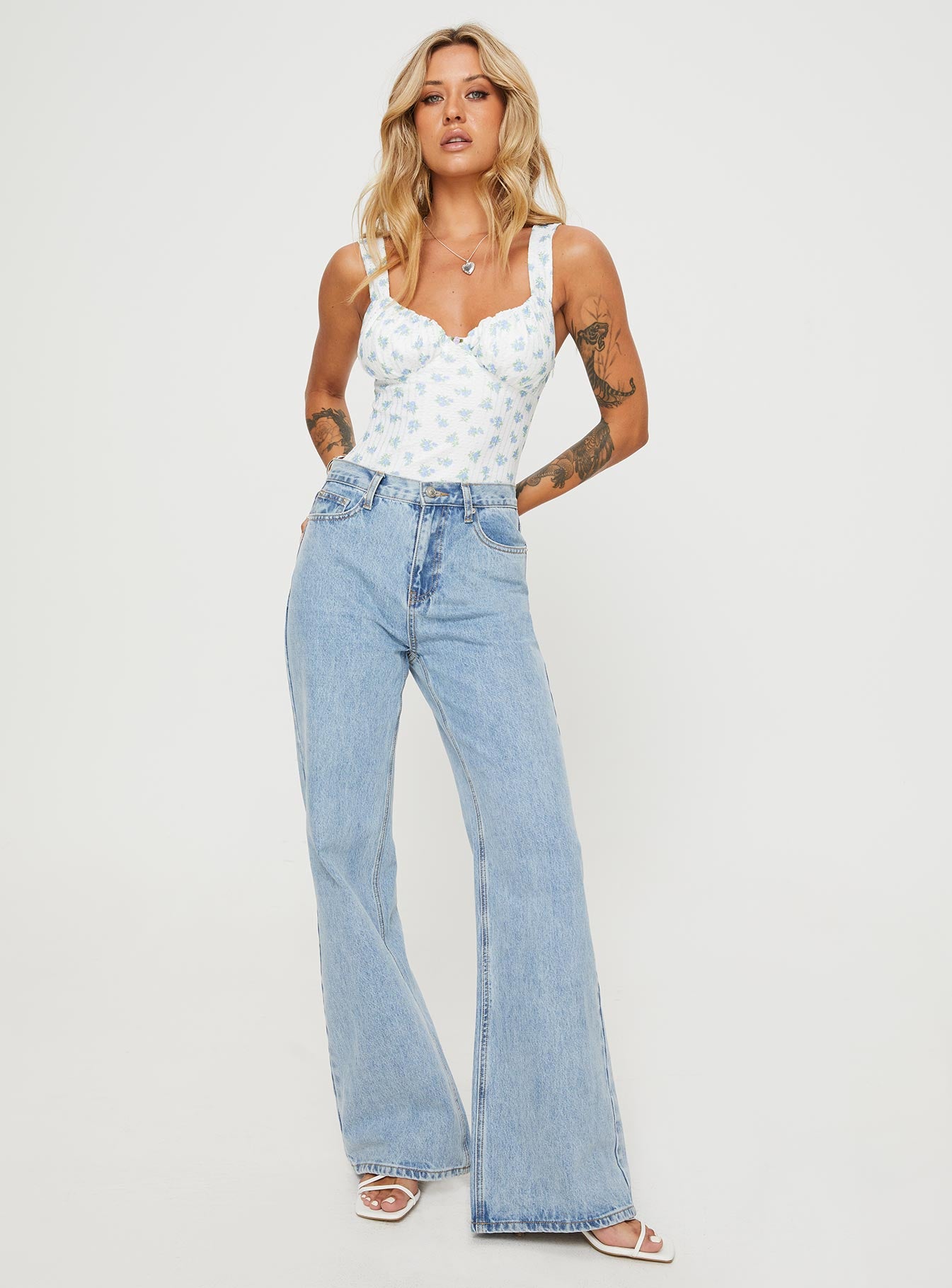 Lupton Bodysuit White / Blue Floral、mySite、solidvoid