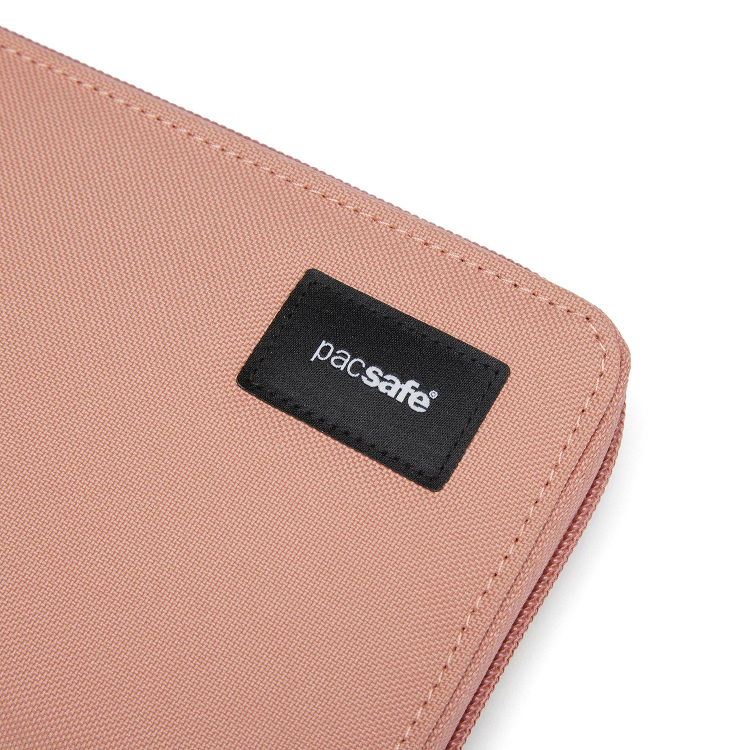 Pacsafe® RFIDsafe™ RFID blocking continental wallet、mySite、garagedoors4me