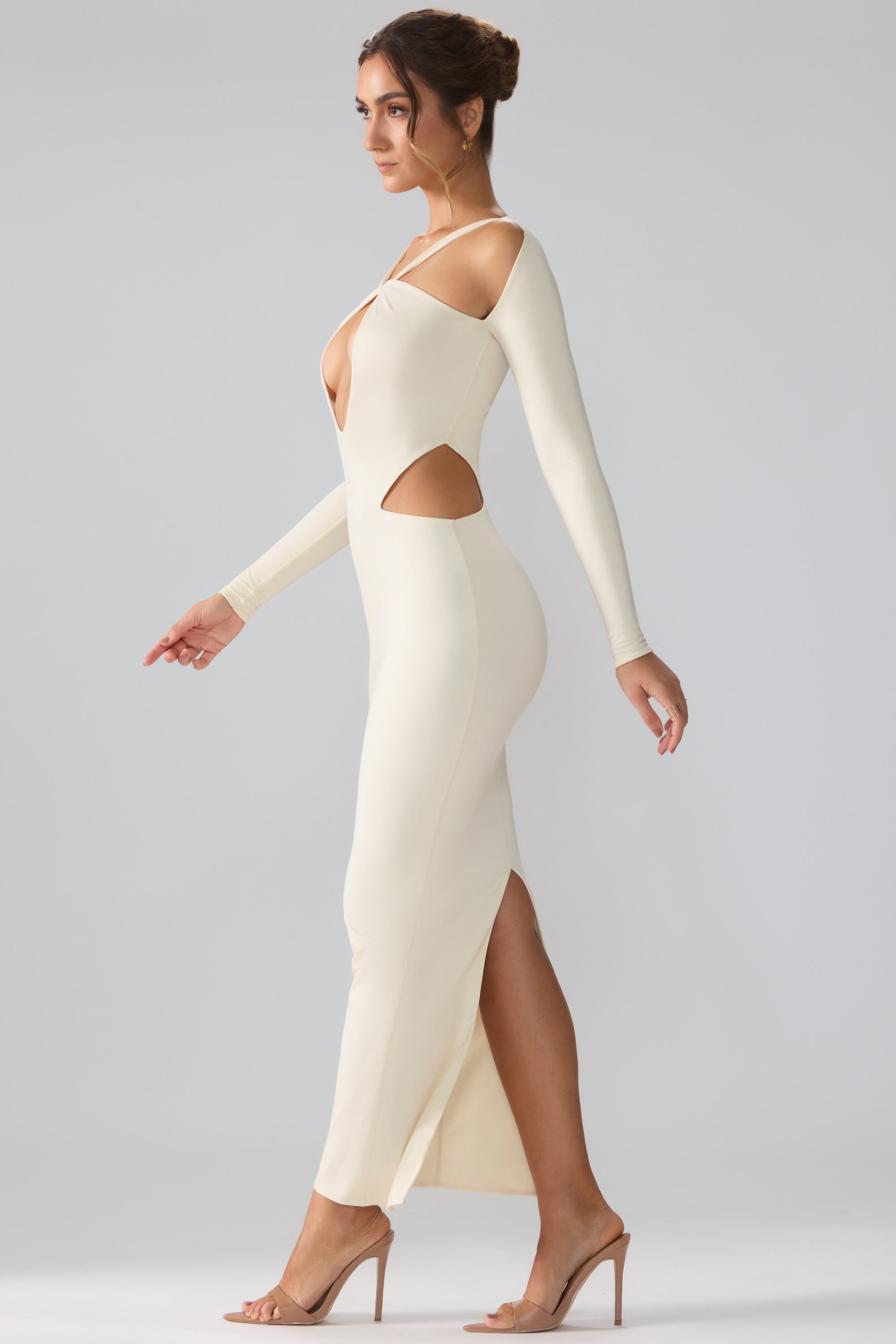 Premium Jersey Long Sleeve Cut Out Maxi Dress in Ivory、mySite、solidvoid