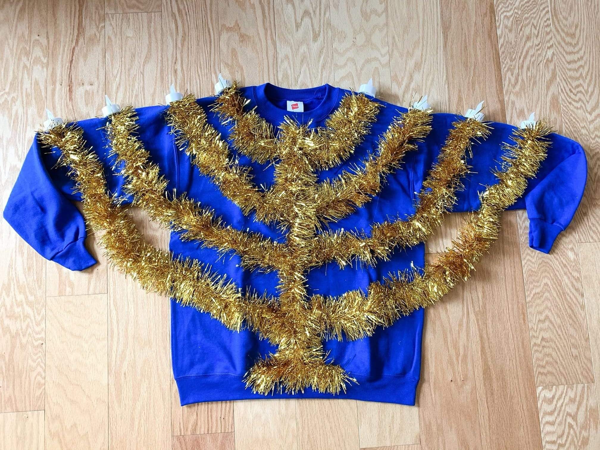 Light Up Menorah Hanukkah Unisex Sweatshirt - Blue or White、mySite、topwebapps