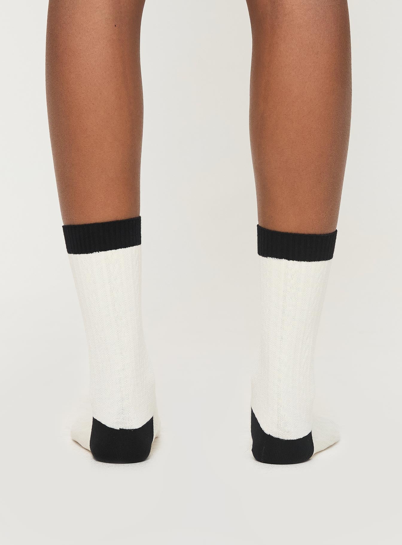 Yahya Crew Socks White / Black、mySite、solidvoid