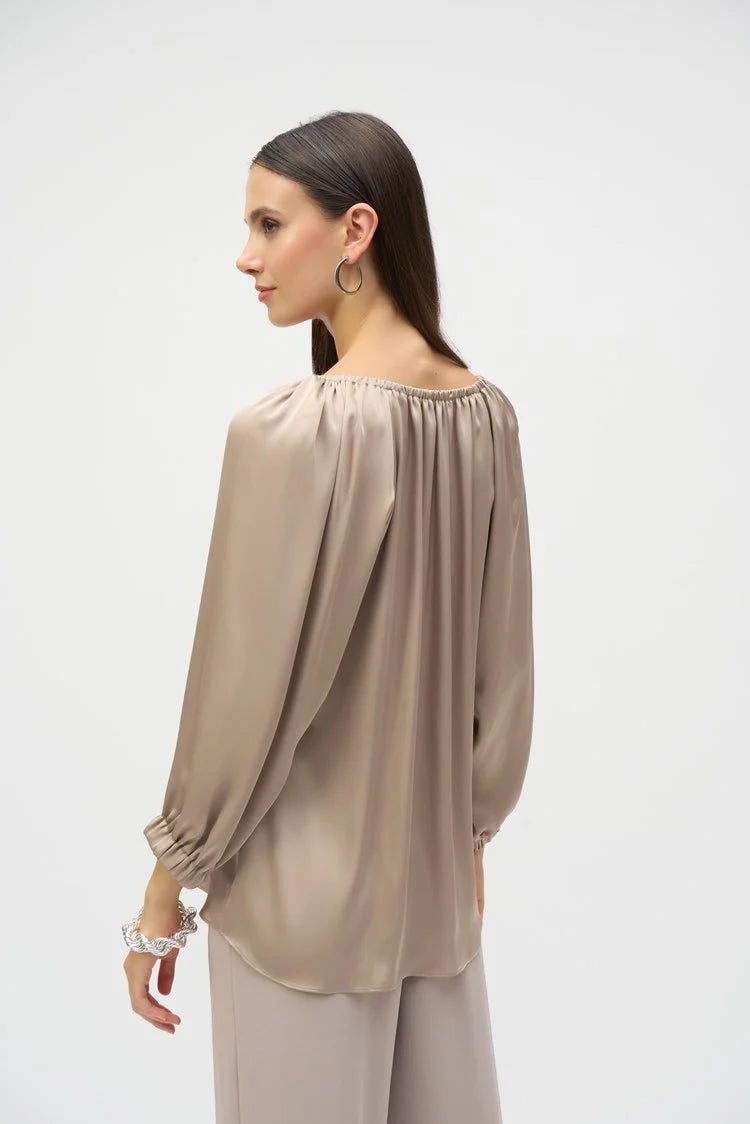 Joseph Ribkoff Satin V-Neck Straight Top、mySite、noshort