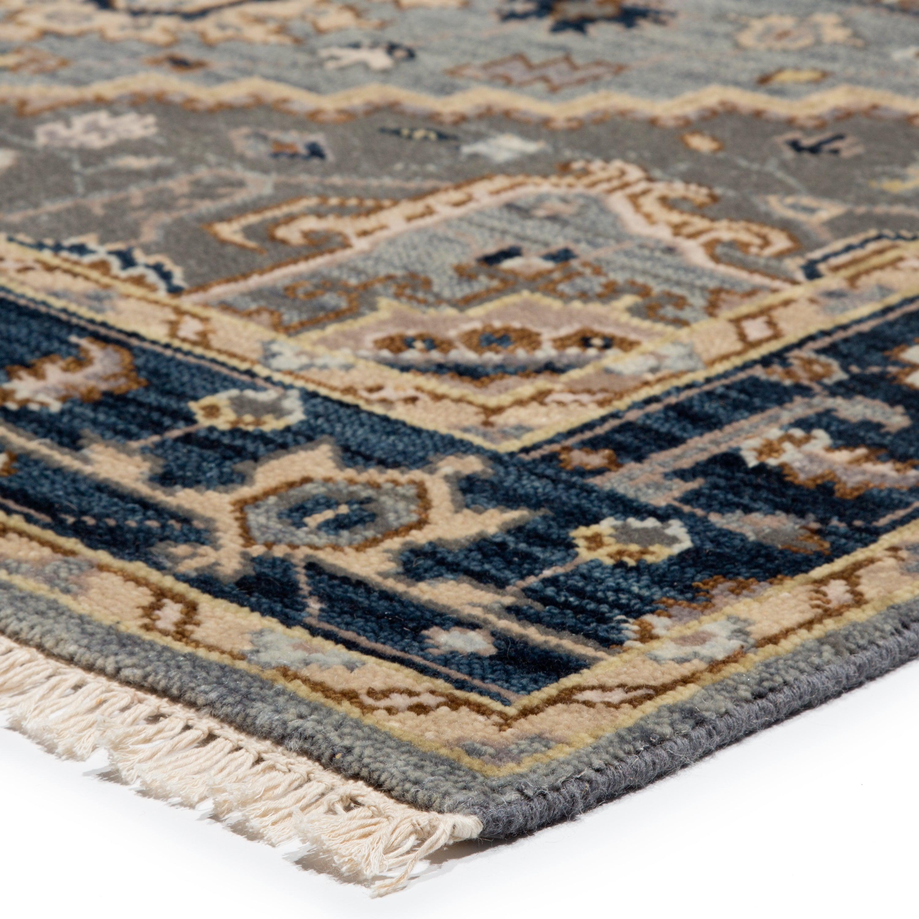 Andrews Hand-Knotted Medallion Gray Brown Area Rug、mySite、gigharbornorthrealestate