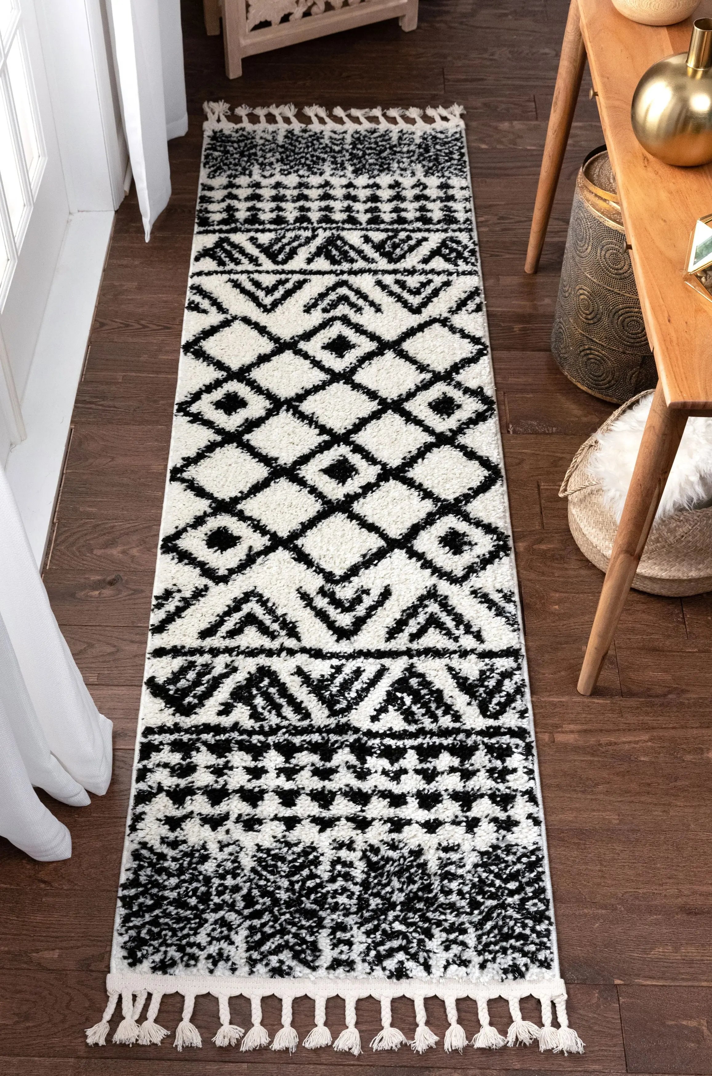 Tayanna Tribal Moroccan Ivory Shag Rug、mySite、gigharbornorthrealestate
