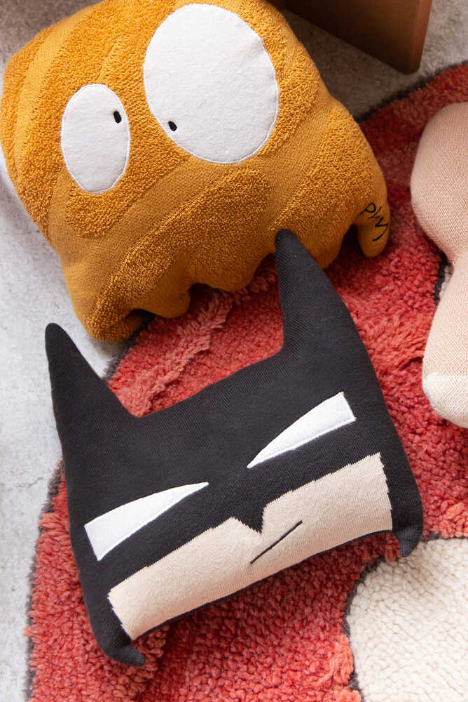 KNITTED CUSHION BATBOY、mySite、gigharbornorthrealestate