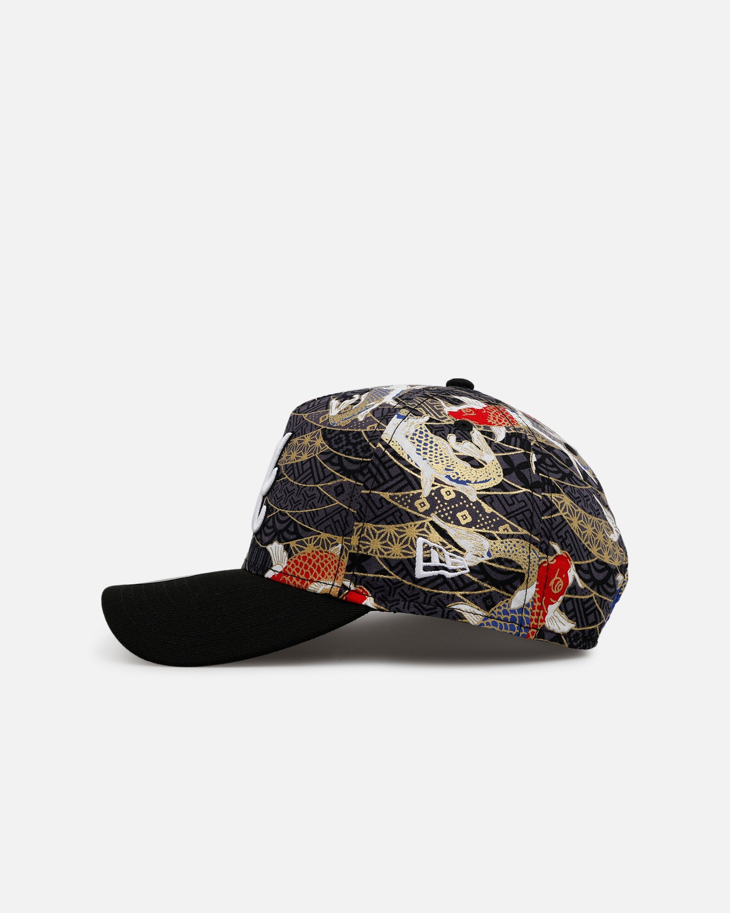 New Era Atlanta Braves 'Koi' 9FORTY A-Frame Snapback Black/Multi-Colored、mySite、zt4zffjzw