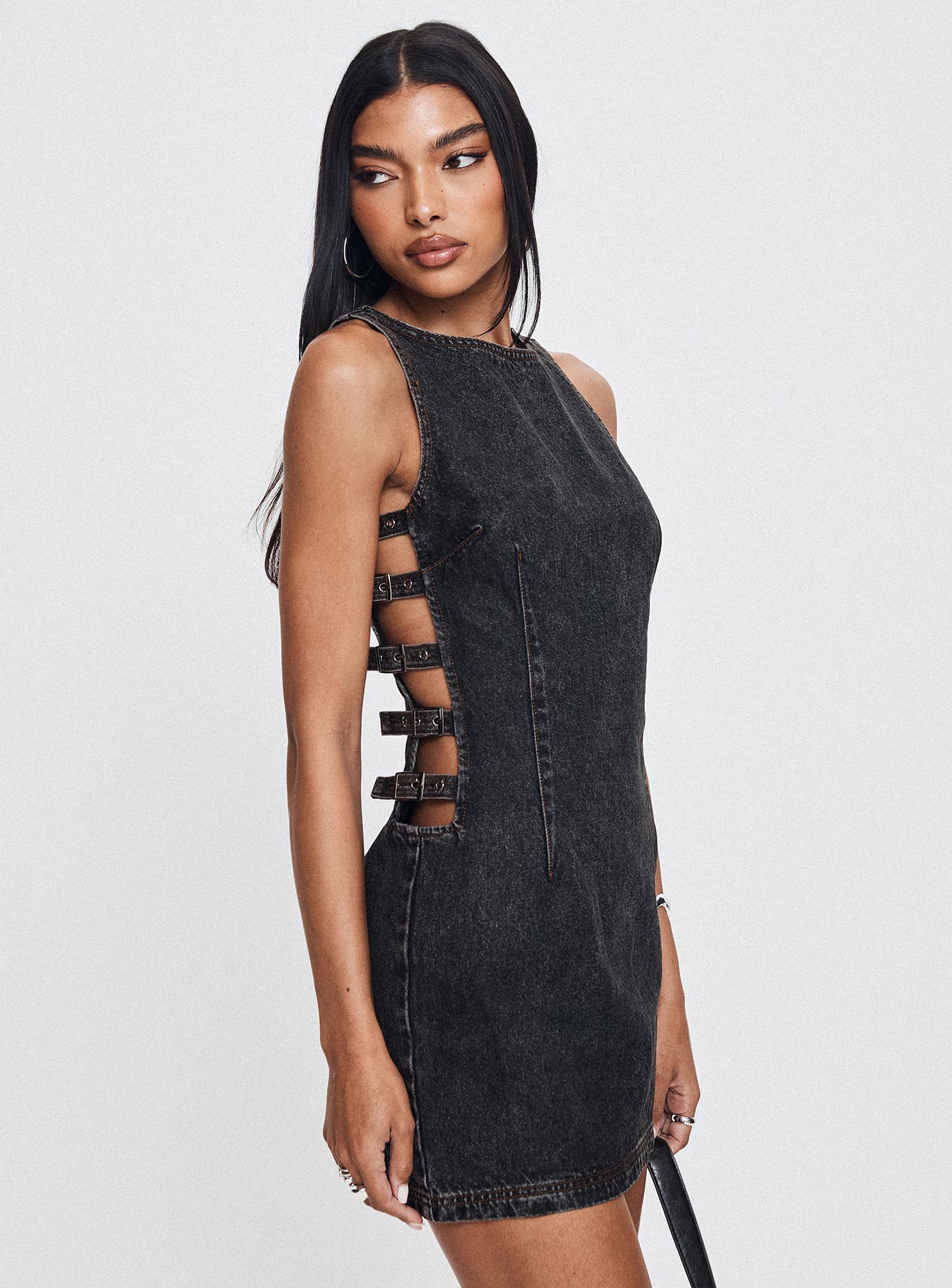 Chatter Buckle Side Denim Mini Dress Charcoal、mySite、solidvoid