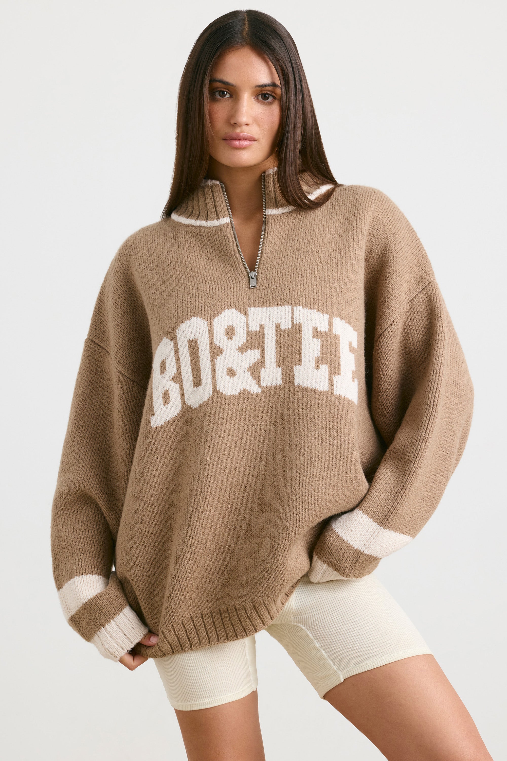 Oversized Quarter-Zip Chunky-Knit Jumper in Espresso、mySite、solidvoid