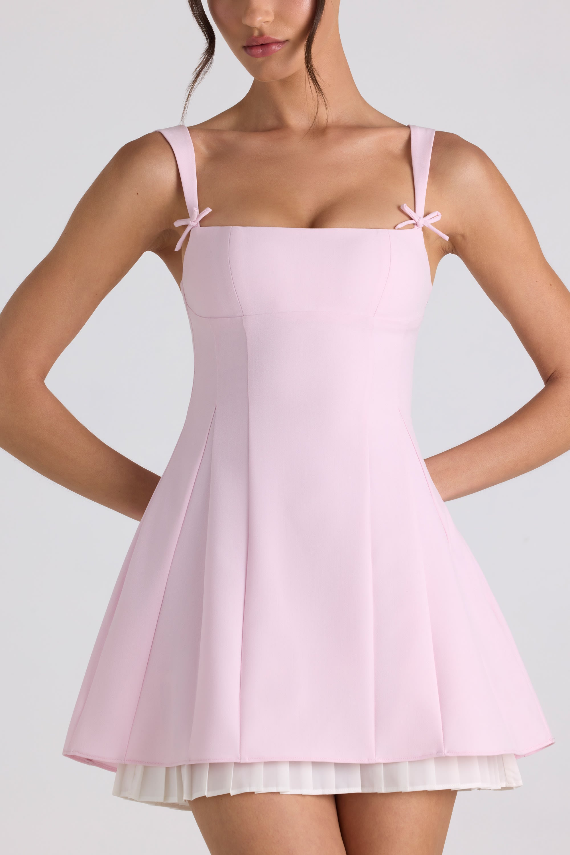 Bow-Detail Pleated A-Line Mini Dress in Soft Pink、mySite、solidvoid