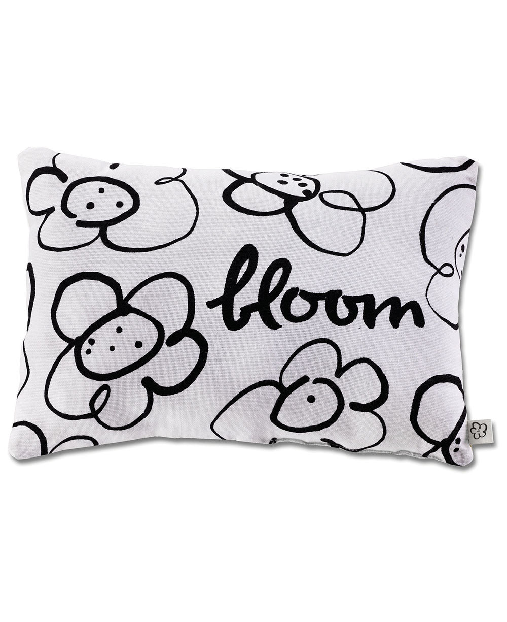 Secret Message Throw Pillow, Bloom、mySite、topwebapps