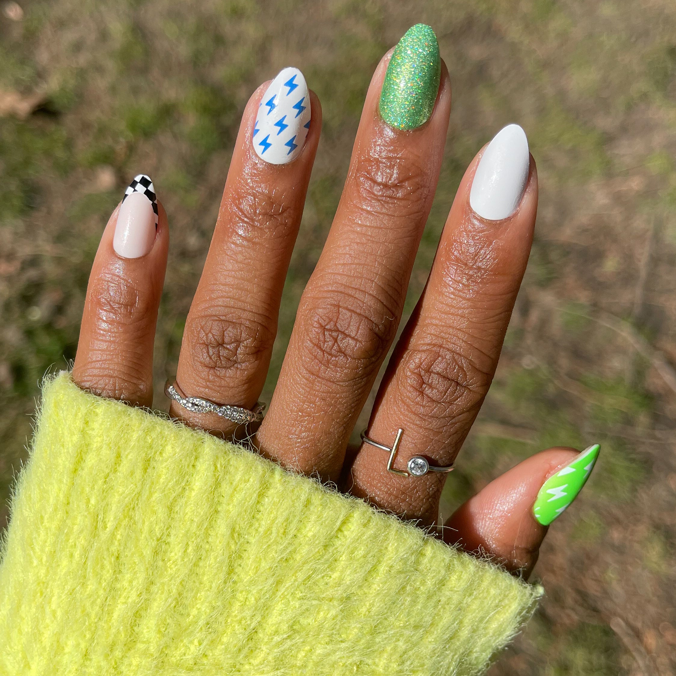 Mixed Set | Medium | Almond、mySite、solidvoid