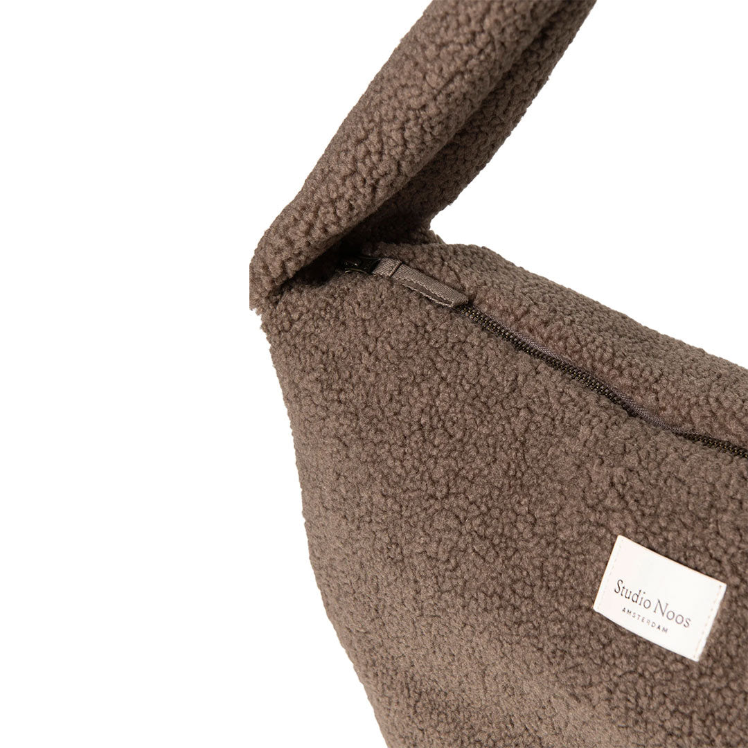  Studio Noos Brown Teddy Cross Body Bag - Brown、mySite、merchandisen