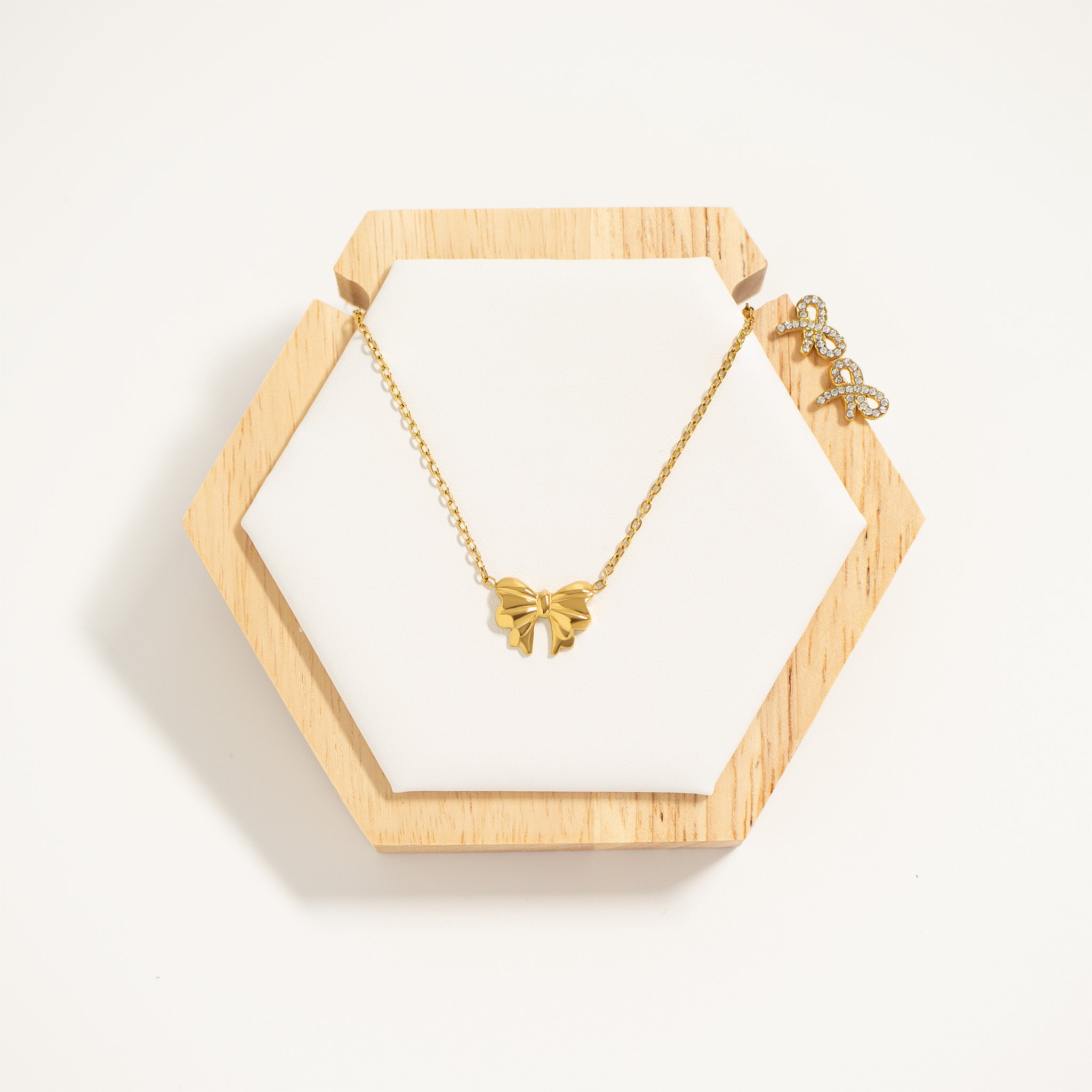 18K Gold PVD Stainless Steel Bow Pendant Necklace / CHN0106、mySite、dreamappss