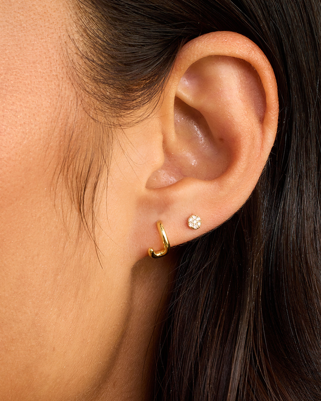 Alphabet Single Huggie、mySite、hinf8tx79