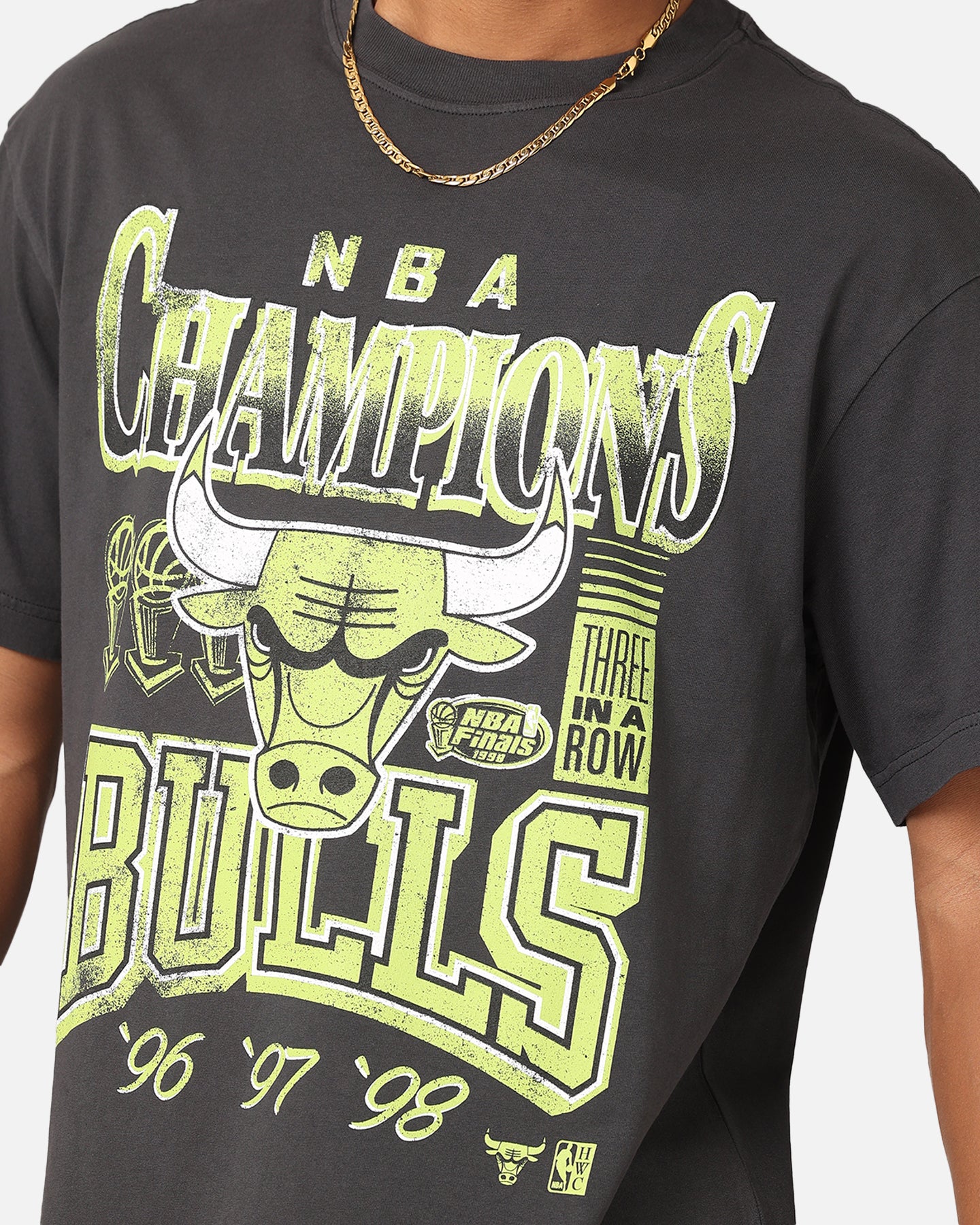 {product_title} - {shop_name}