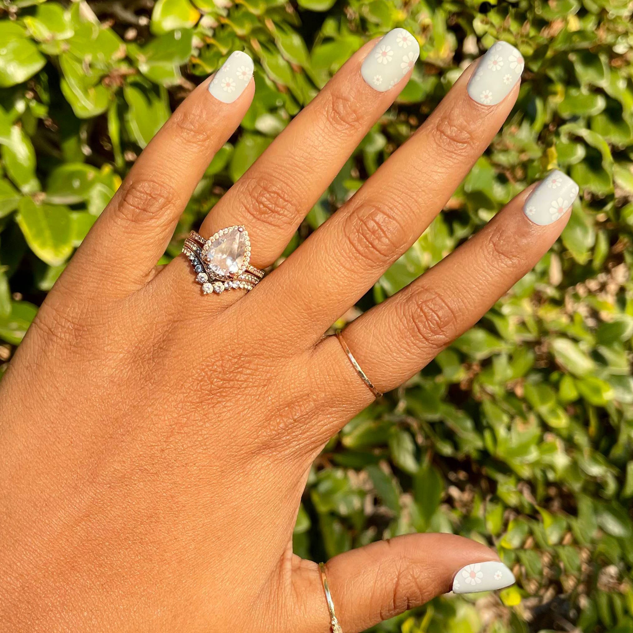 Angelfish Flower Shower - Press-On | Extra Short | Squoval、mySite、solidvoid