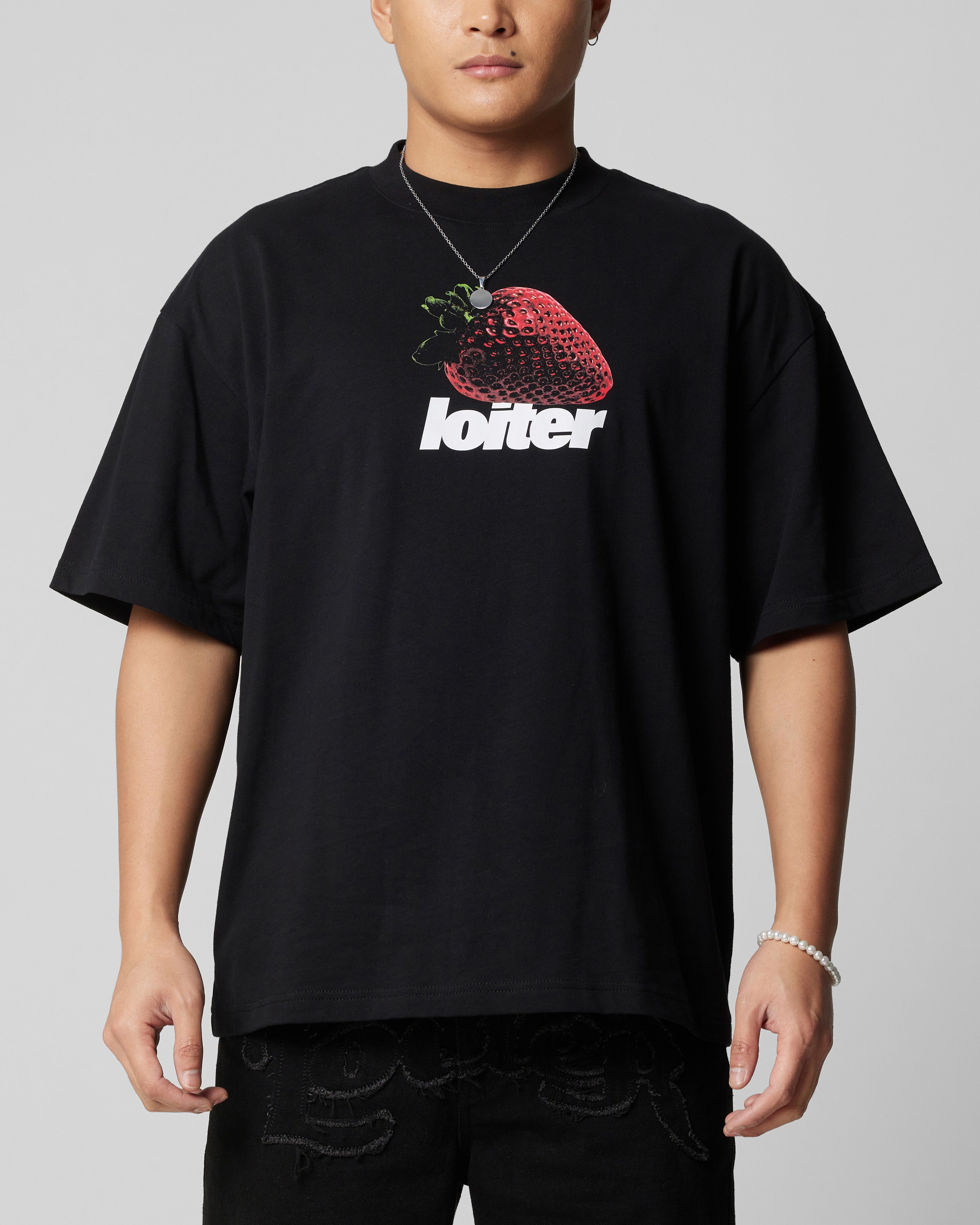 Loiter Strawberry T-Shirt Black、mySite、zt4zffjzw
