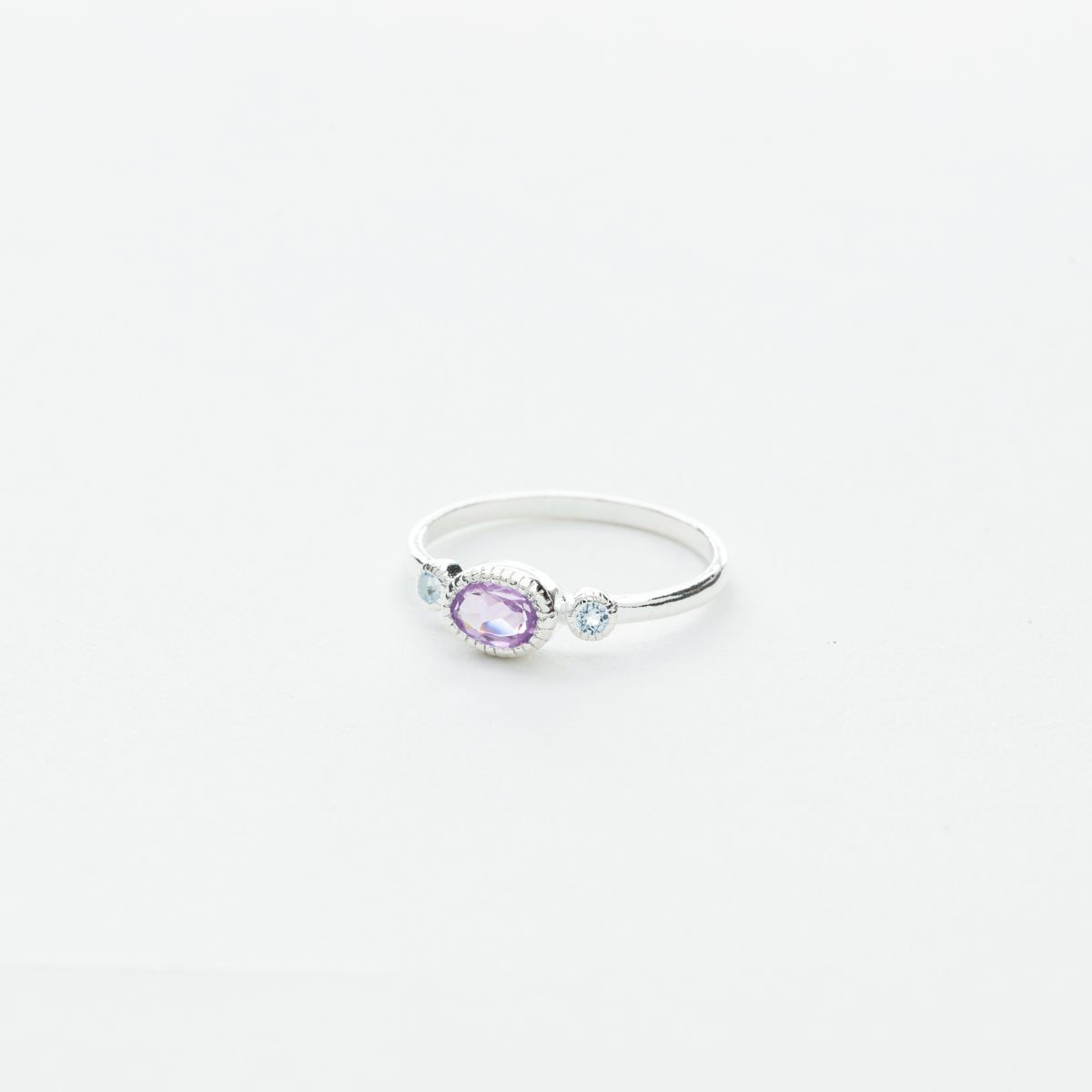 3 Stone Oval Amethyst and Blue Topaz Ring in Silver、mySite、topwebapps