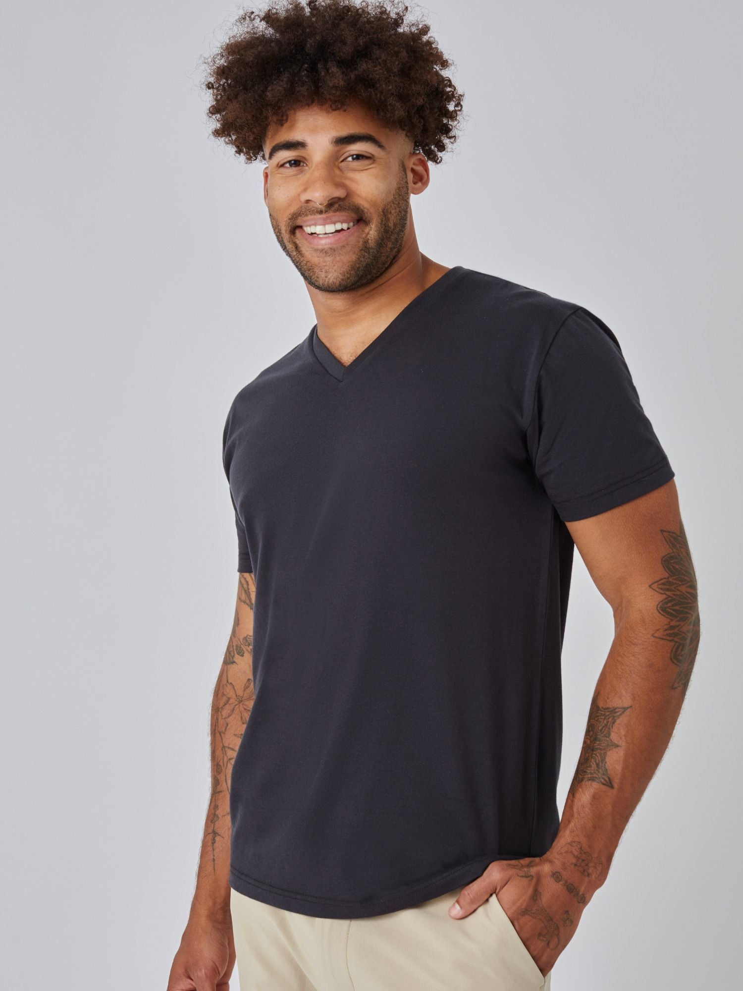  Anchor Black V-Neck、mySite、ghnorth