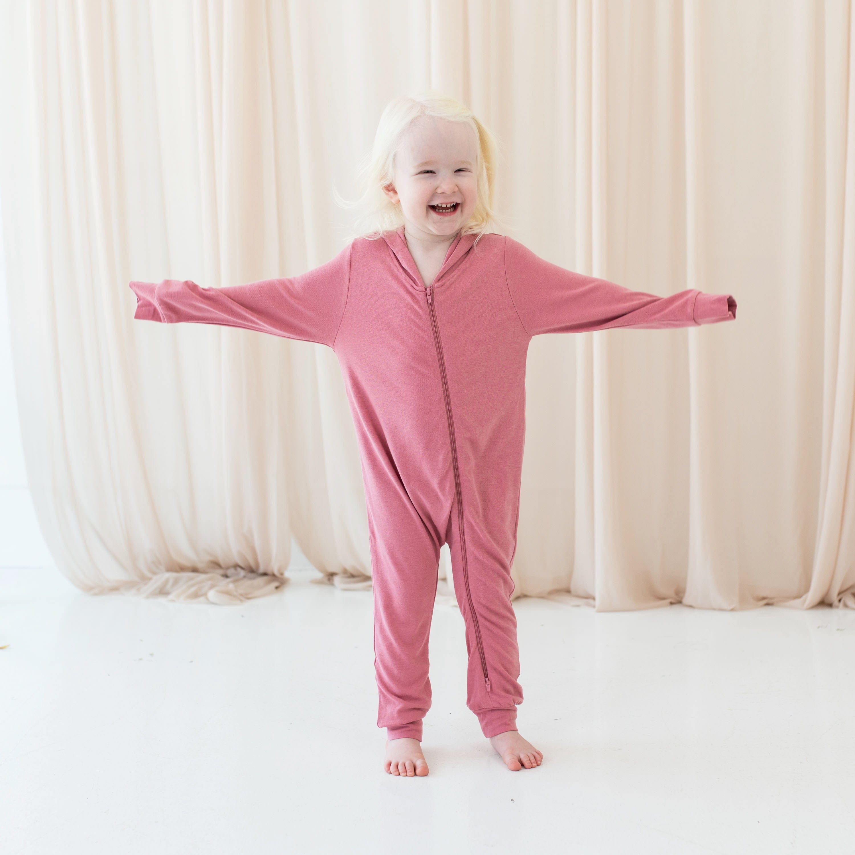  Bamboo Jersey Hooded Zippered Romper in Apple Blossom、mySite、layawaytickets