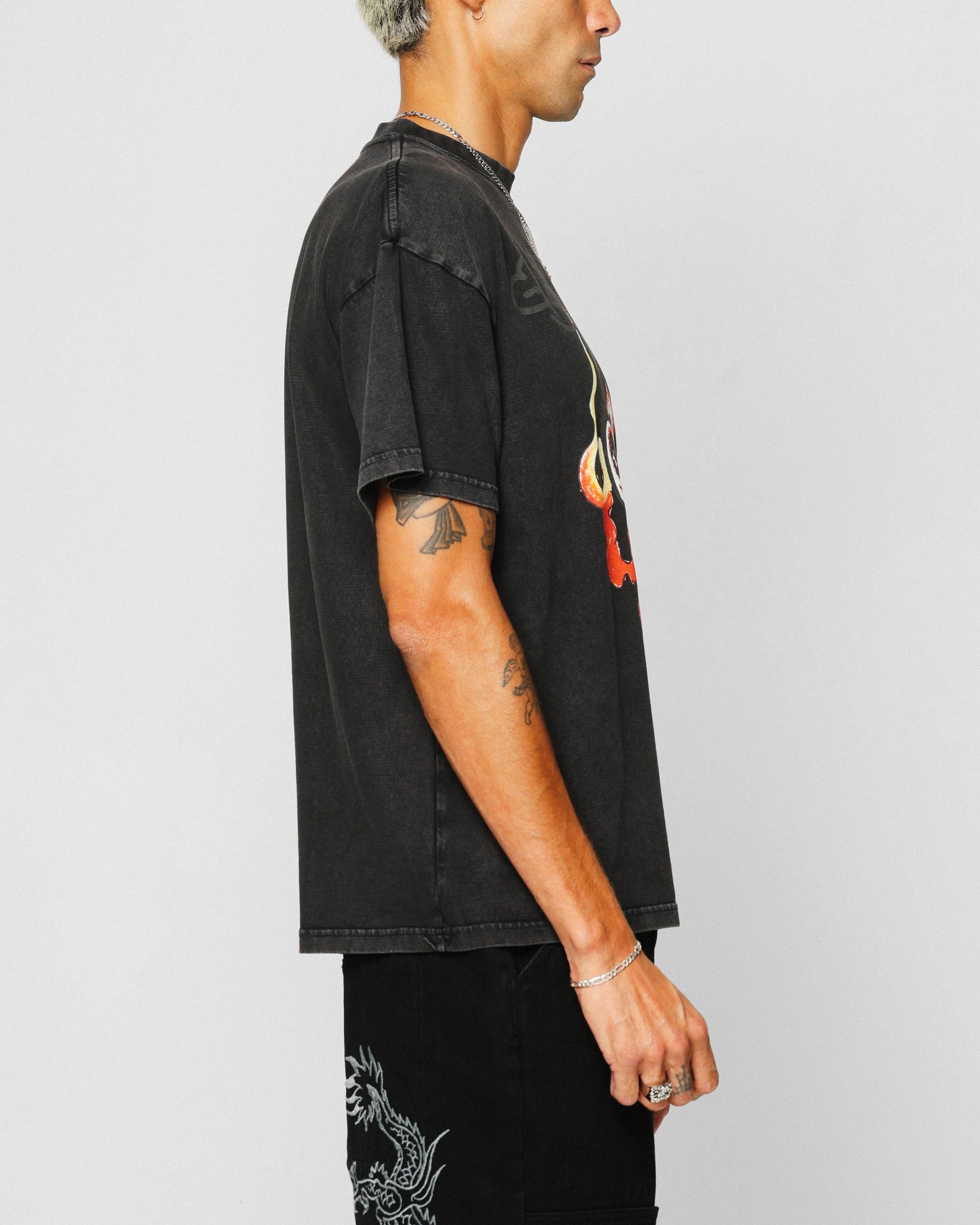 {product_title} - {shop_name}