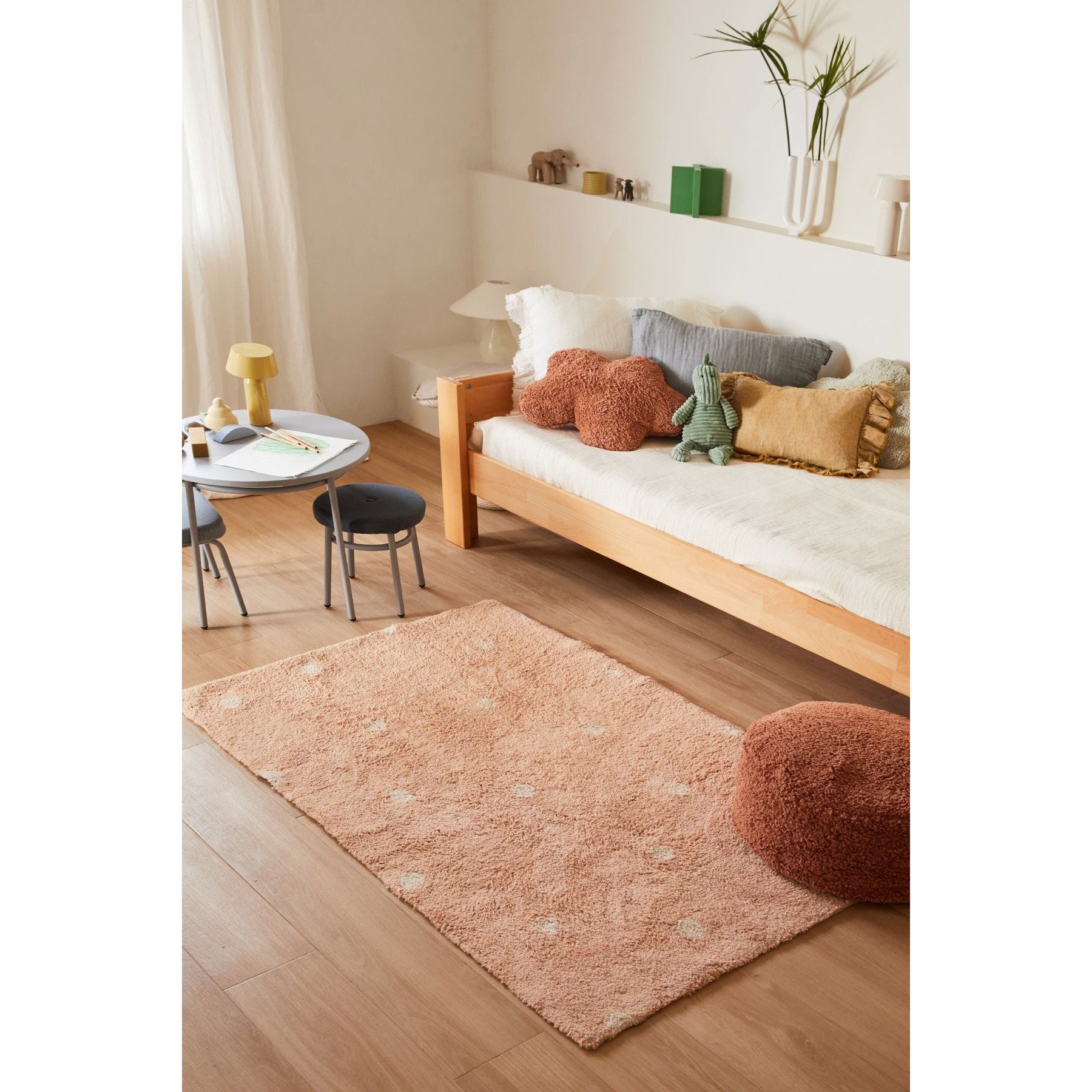 Clouds Chestnut Floor Cushion、mySite、gigharbornorthrealestate