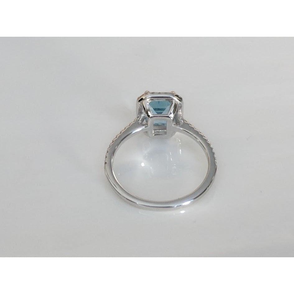 Aquamarine and Diamond Halo Ring, 14K Gold, Emerald Cut-Extraordinary!、mySite、g9winljtr