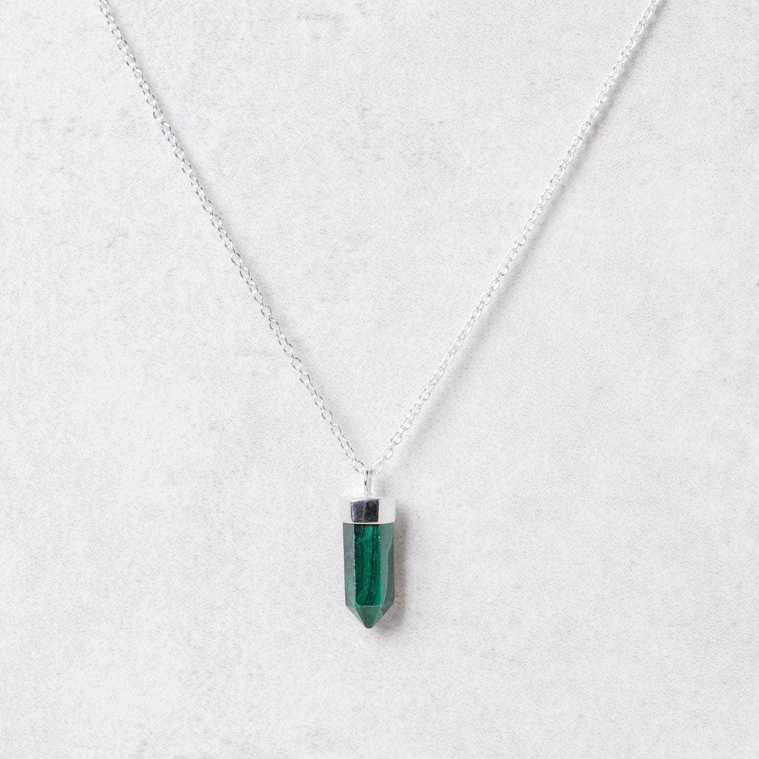 Delicate Genuine Malachite Crystal Point Necklace、mySite、hinf8tx79