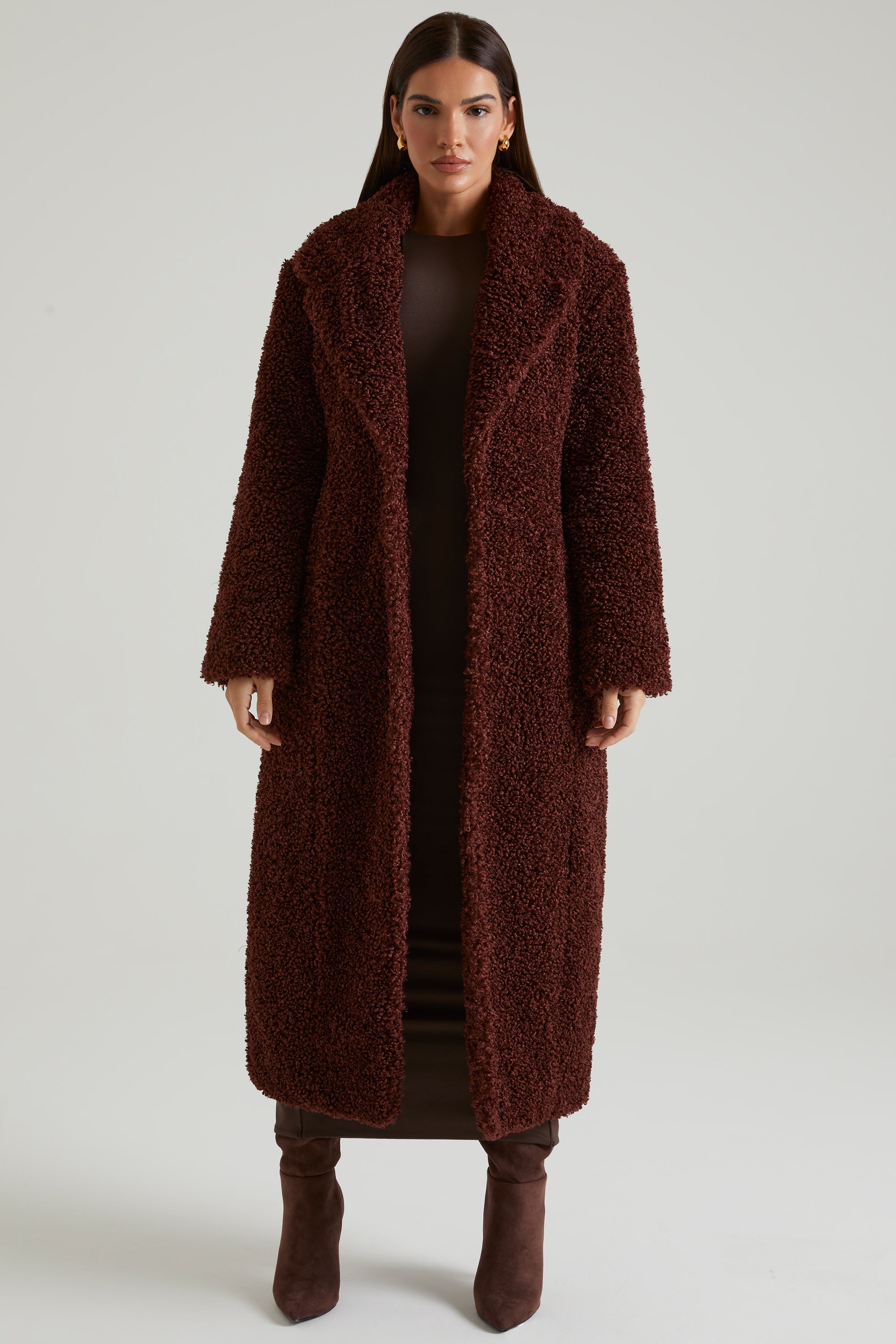 Long Shearling Coat in Brown、mySite、solidvoid