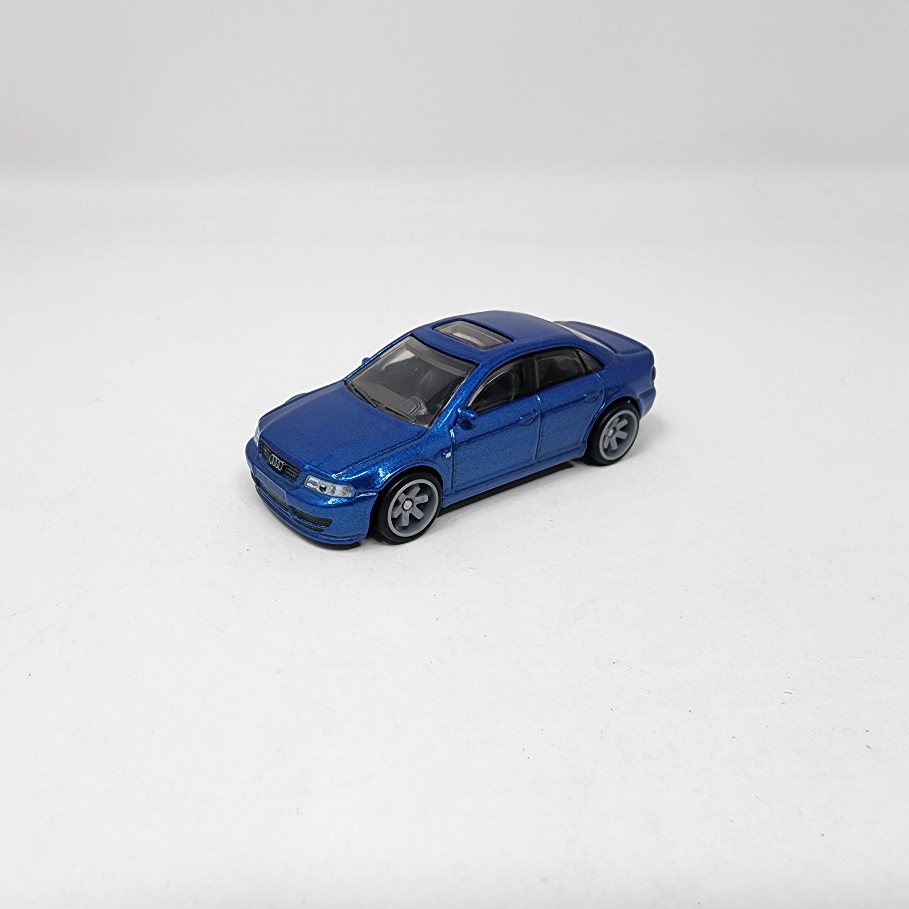 Audi S4 quattro * Blue * 1:64 scale Loose Diecast Hot Wheels、mySite、hgirdovlk
