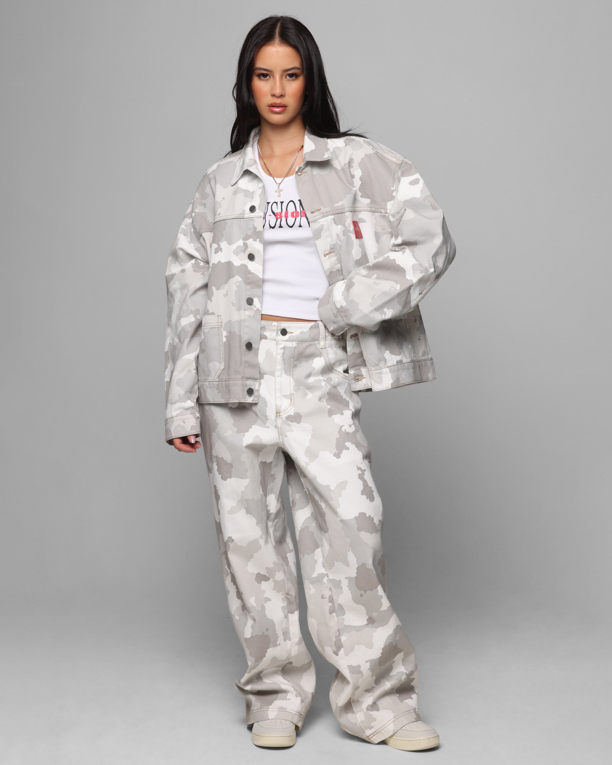 {product_title} - {shop_name}