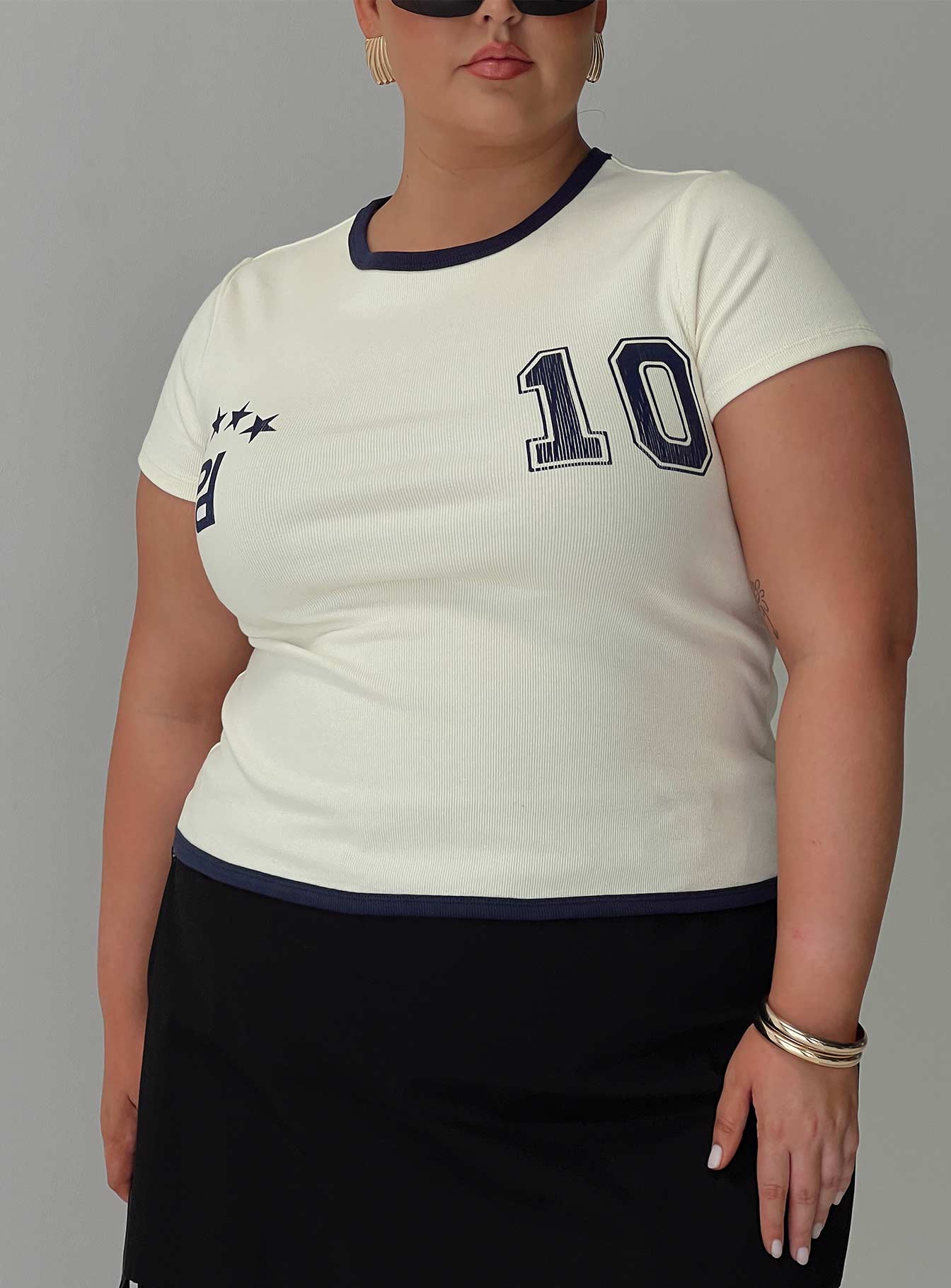 Track Record Graphic Top Cream Curve、mySite、solidvoid