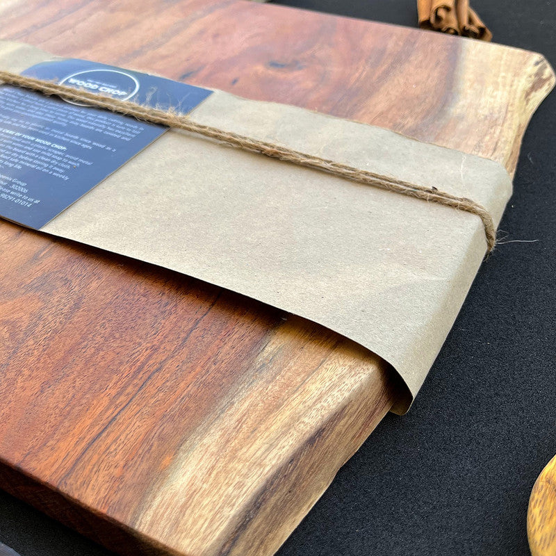 Wooden Chopping Board | Acacia Live Edge | Brown、mySite、camillekostekn