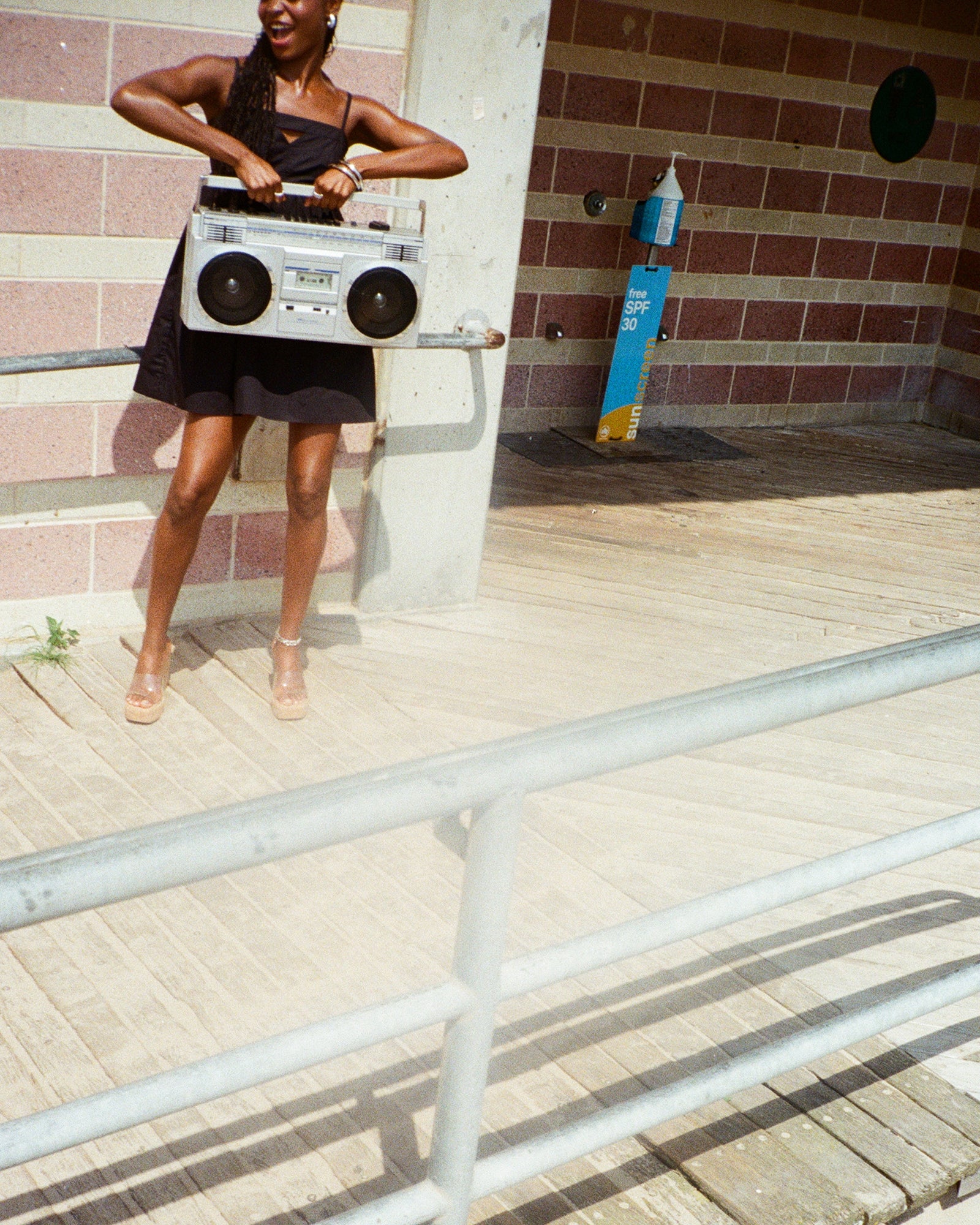 MEADOW DRESS BLACK、mySite、gtrtttuynbv