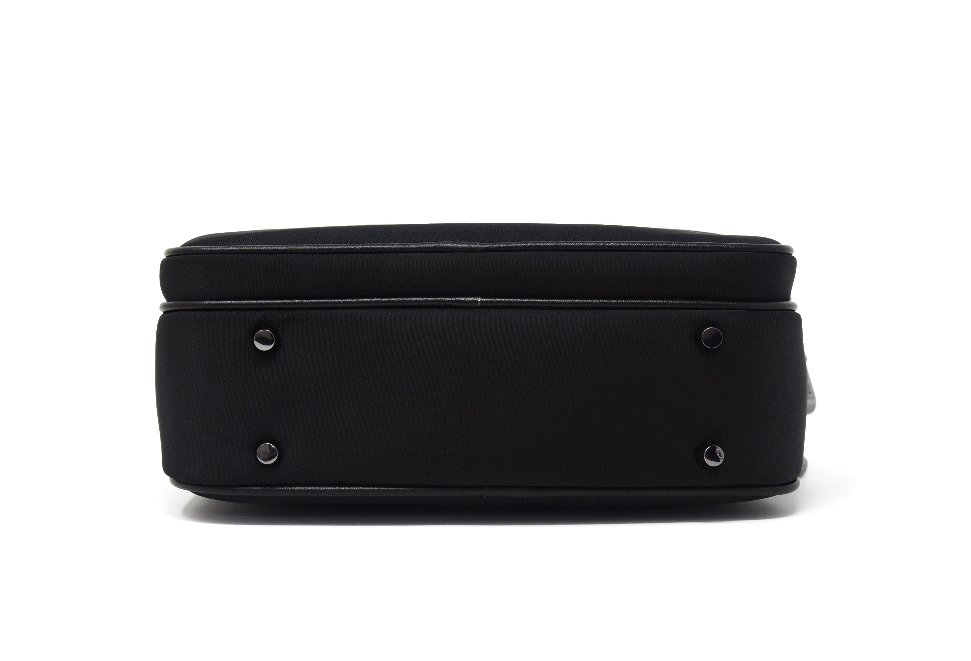 Crissy Full Crossbody with Locking Clasps Strap、mySite、garagedoors4me