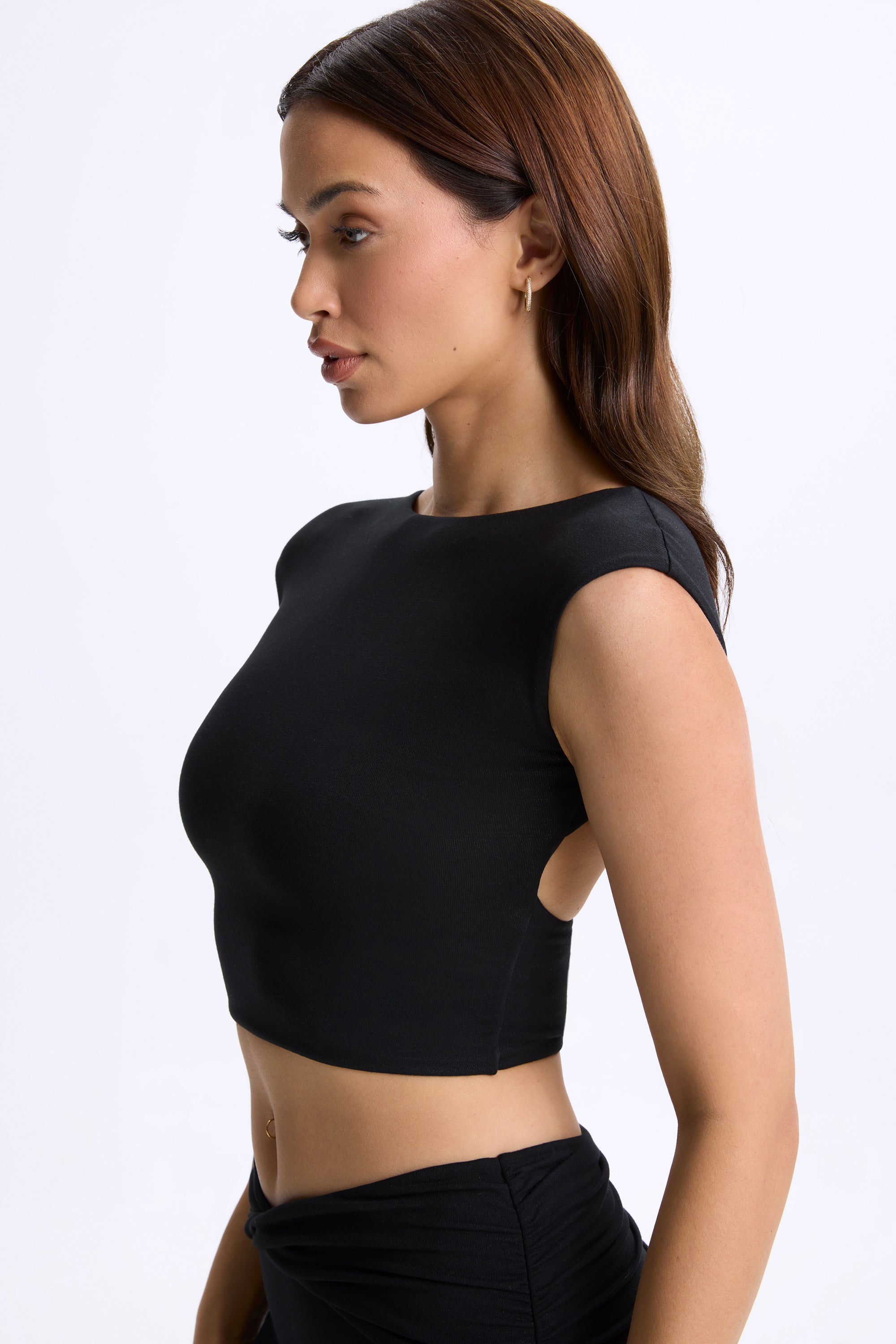 Cap-Sleeve Open-Back Crop Top in Black、mySite、solidvoid